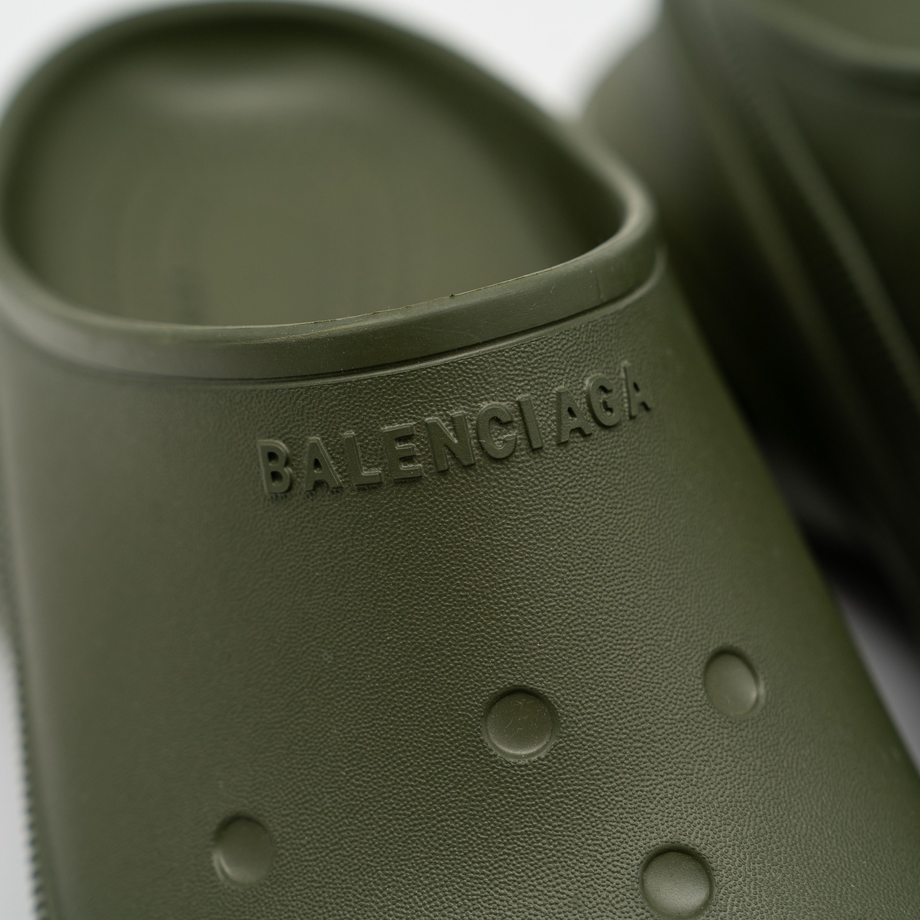 Balenciaga × Crocs 43 - Balenciaga Crocs Mule Green Khaki Slide Sandal Platform Size US 10 / EU 43 - 8 Thumbnail