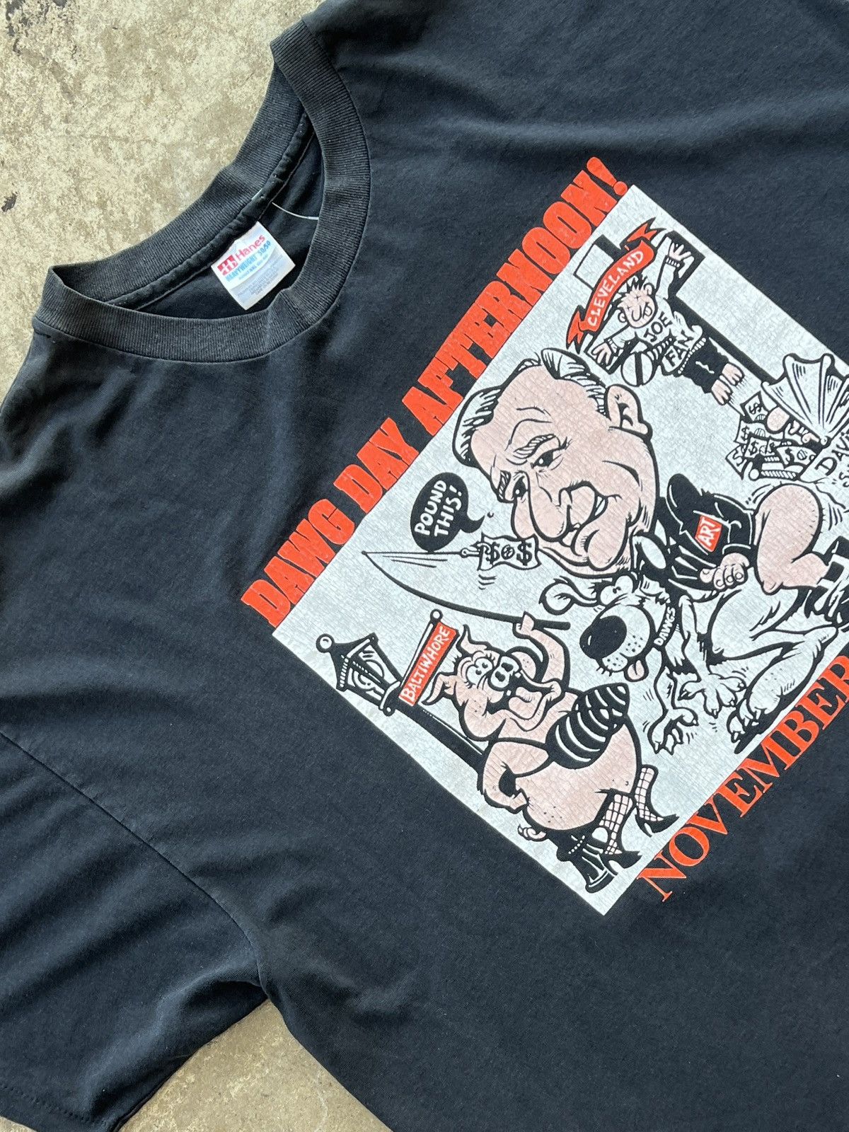 NFL Vintage 90s Cleveland Browns Cartoon Tee 2XL Size US XXL / EU 58 / 5 - 1 Thumbnail