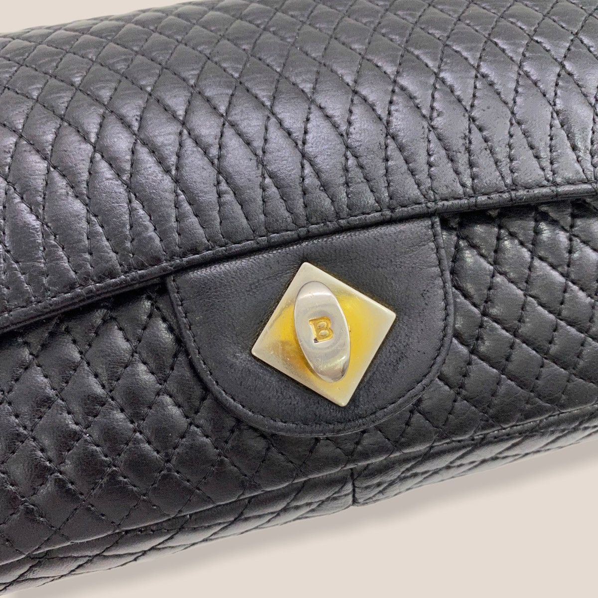 Bally ‼️LASTDROP‼️ AUTHENTIC BALLY LEATHER QUILTED SHOULDER BAG Size ONE SIZE - 6 Thumbnail