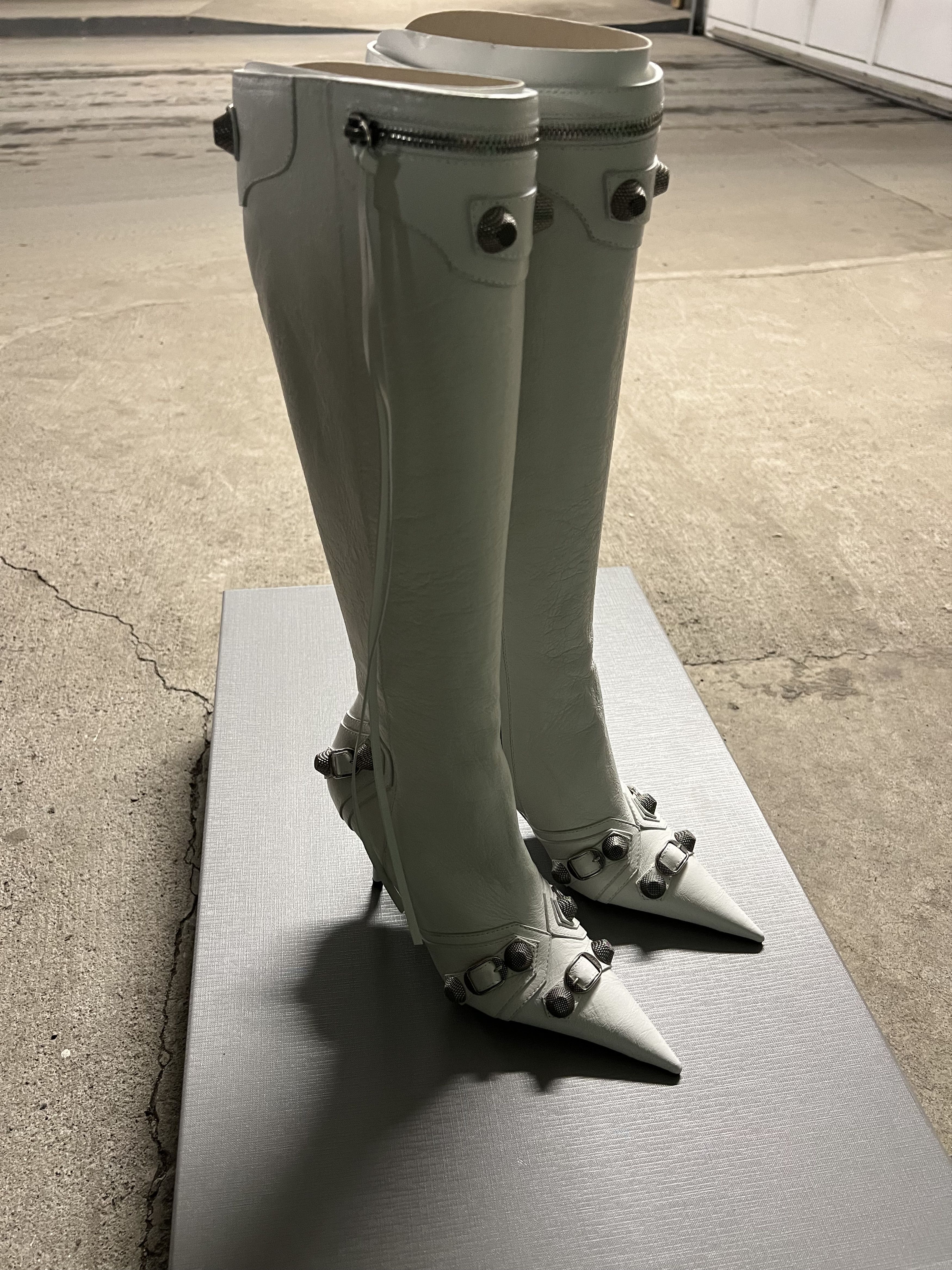 Balenciaga Balenciaga Le Cagole Embellished White Heel Boots Size US 7.5 / IT 37.5 - 2 Thumbnail