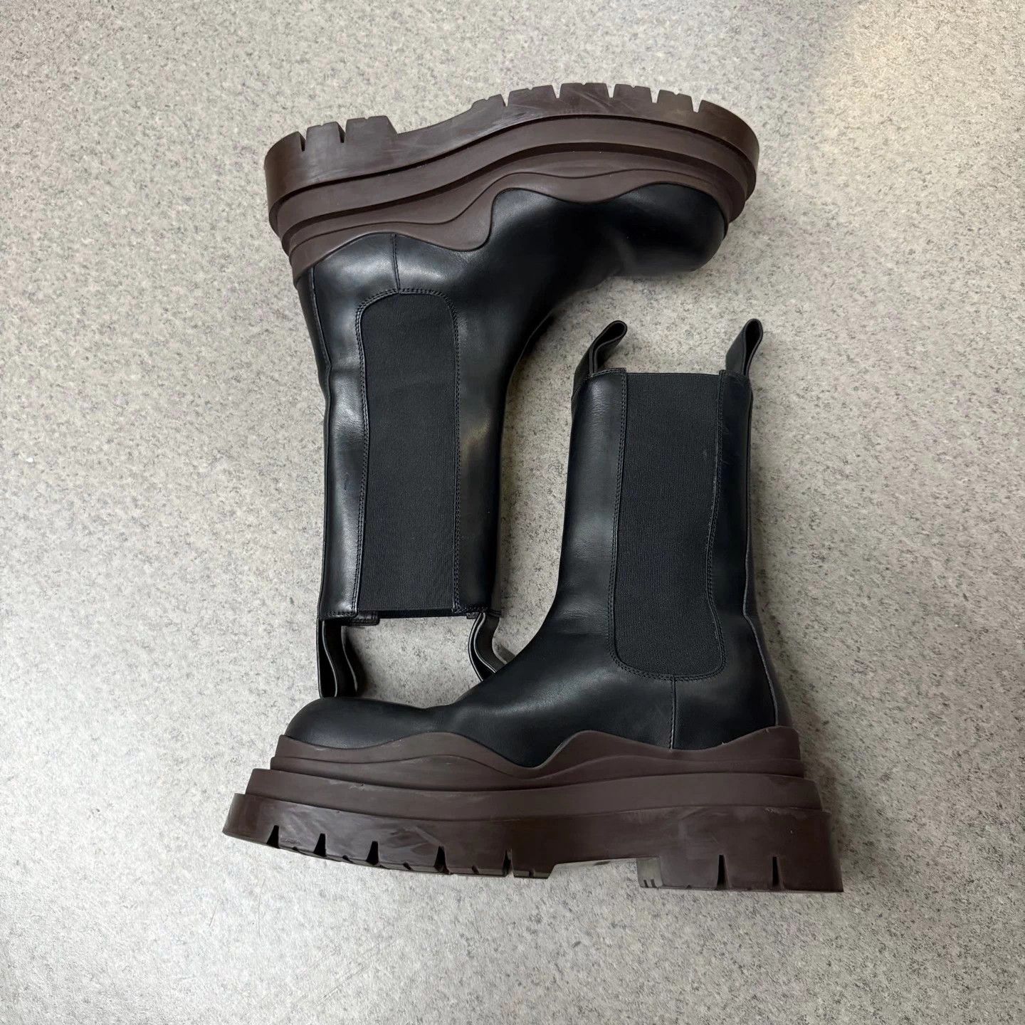 Bottega Veneta Bottega Veneta Tire Platform Chelsea Boots Black Brown Size US 7 / IT 37 - 5 Thumbnail