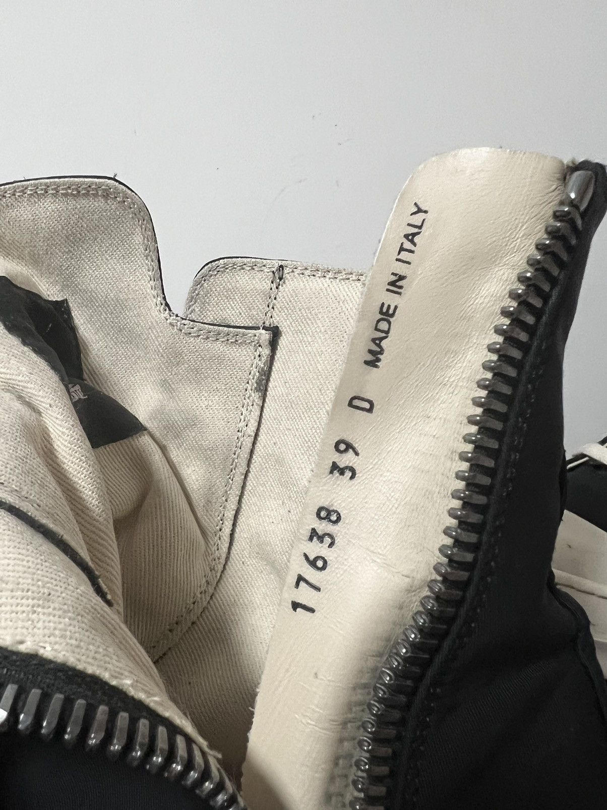 Rick Owens Drkshdw Rick owens ramones high top sneakers sz 39 Size US 9 / IT 39 - 9 Thumbnail