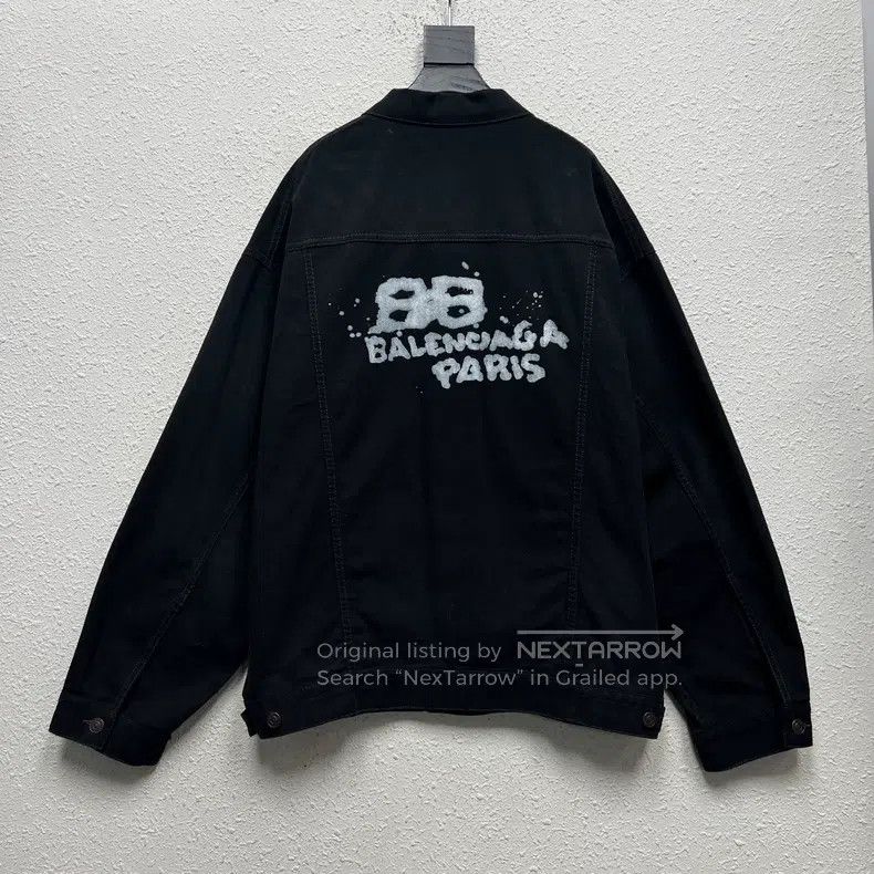Balenciaga Balenciaga Double B Graffiti Printed Logo Denim Jacket Size US L / EU 52-54 / 3 - 2 Thumbnail