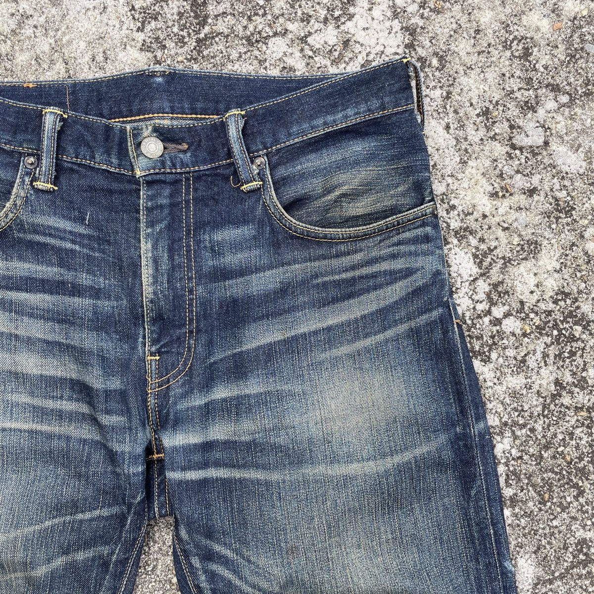 Levi's Vintage Levis Lot 551 Rare Faded Denim Jeans Size US 33 - 2 Thumbnail