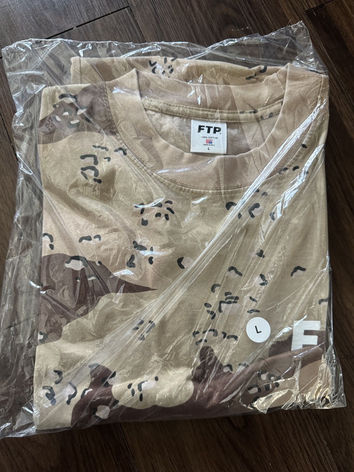 Fuck The Population LARGE FTP DESERT CAMO LOGO 15 YEAR ANNIVERSARY TEE IN HAND Size US L / EU 52-54 / 3 - 3 Thumbnail
