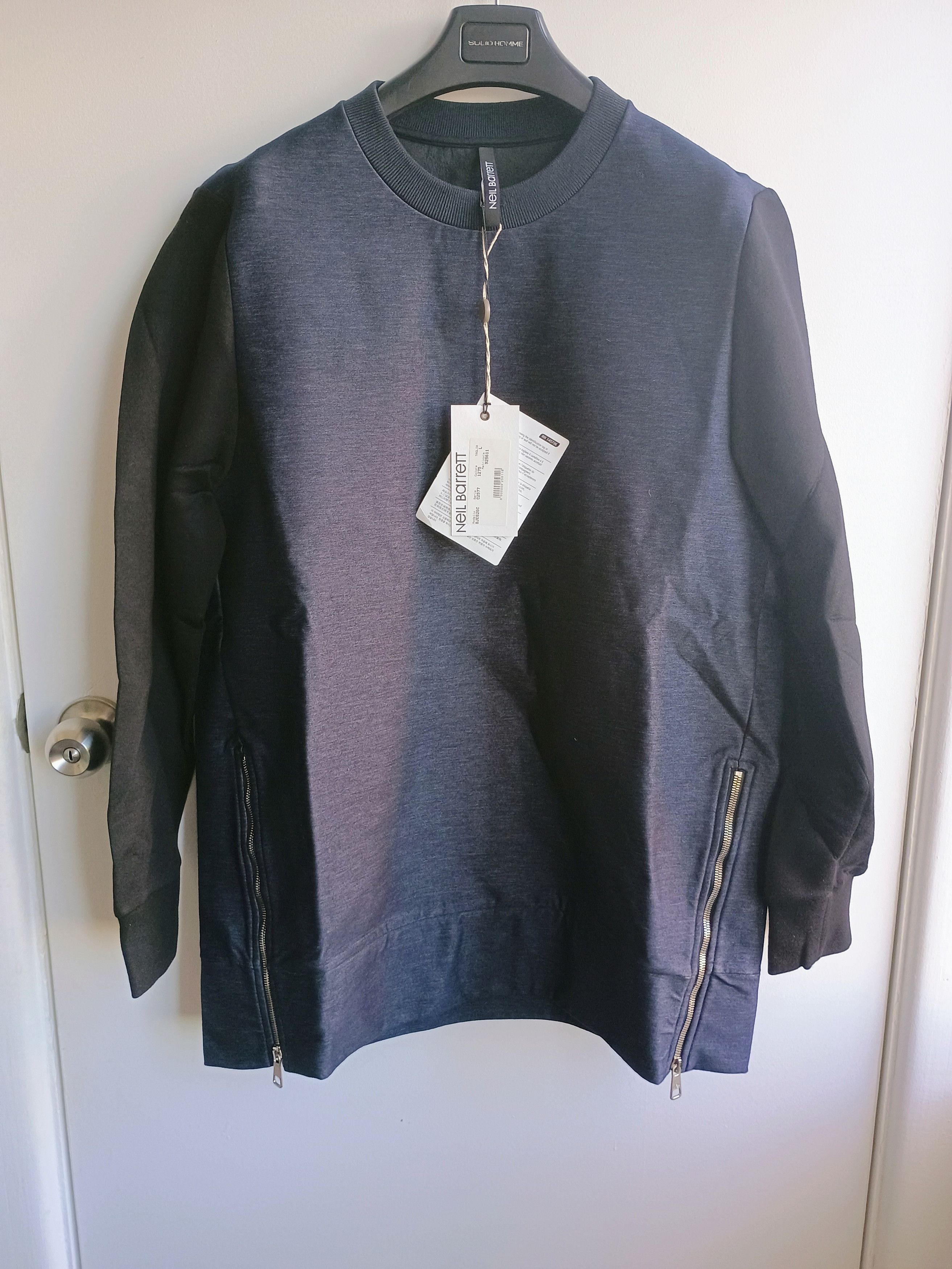 Neil Barrett Sweater in blue & black Large BNWT Size US L / EU 52-54 / 3 - 1 Thumbnail