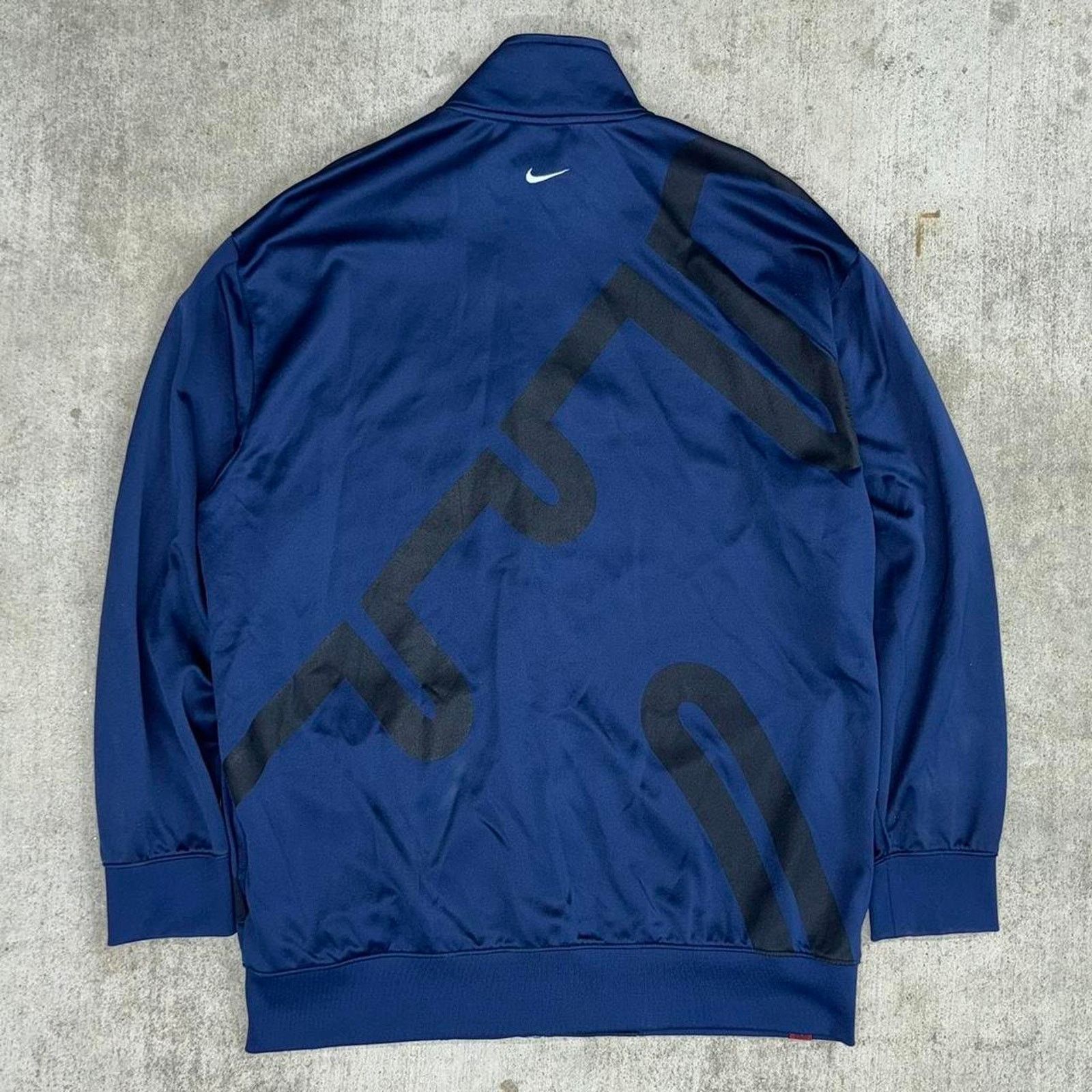 Nike Vintage y2k nike lebron zip up jacket Size US L / EU 52-54 / 3 - 3 Thumbnail