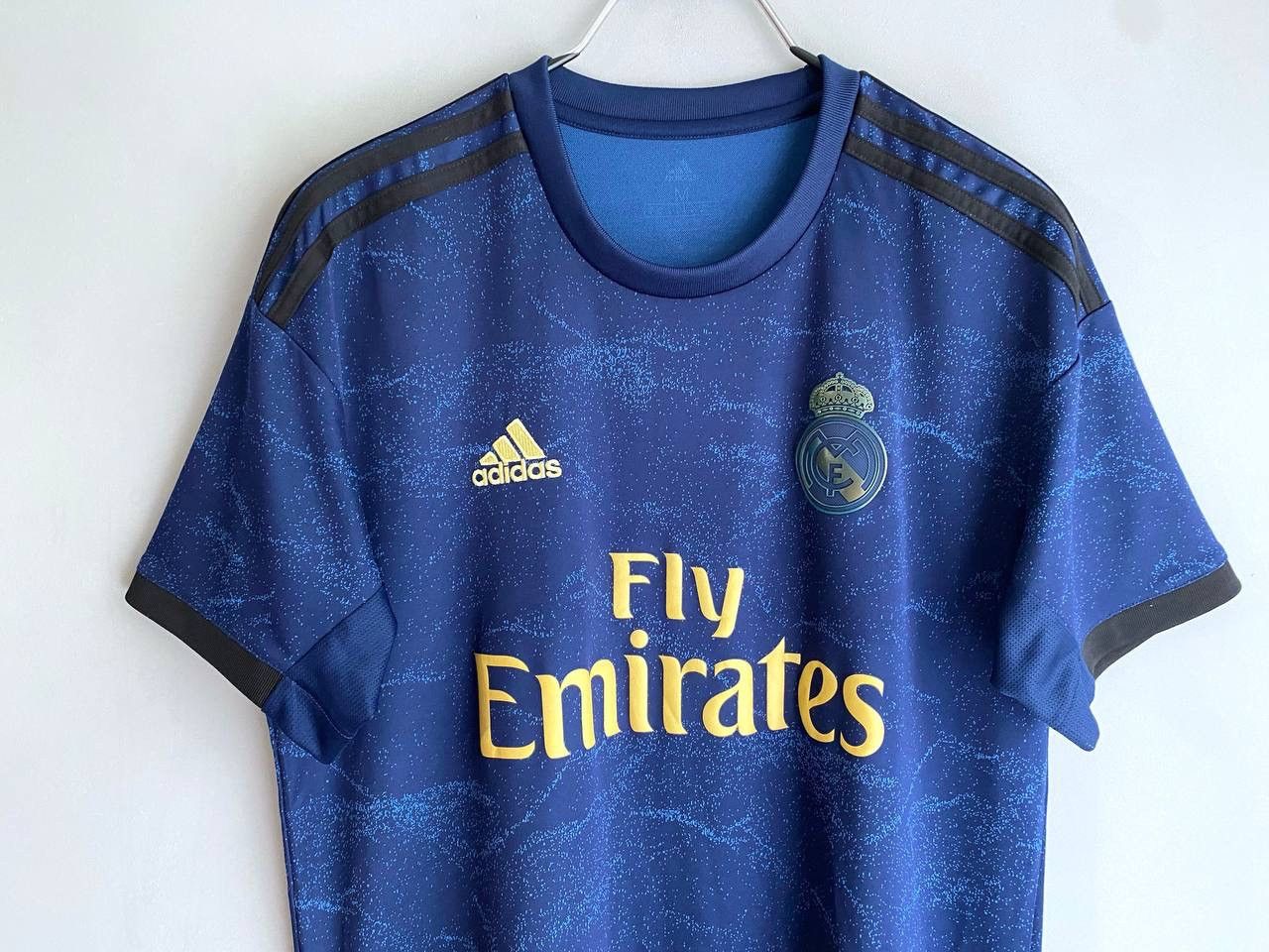Adidas Real Madrid 2019/20 Away Football Shirt Soccer Jersey Size M Size US M / EU 48-50 / 2 - 4 Thumbnail