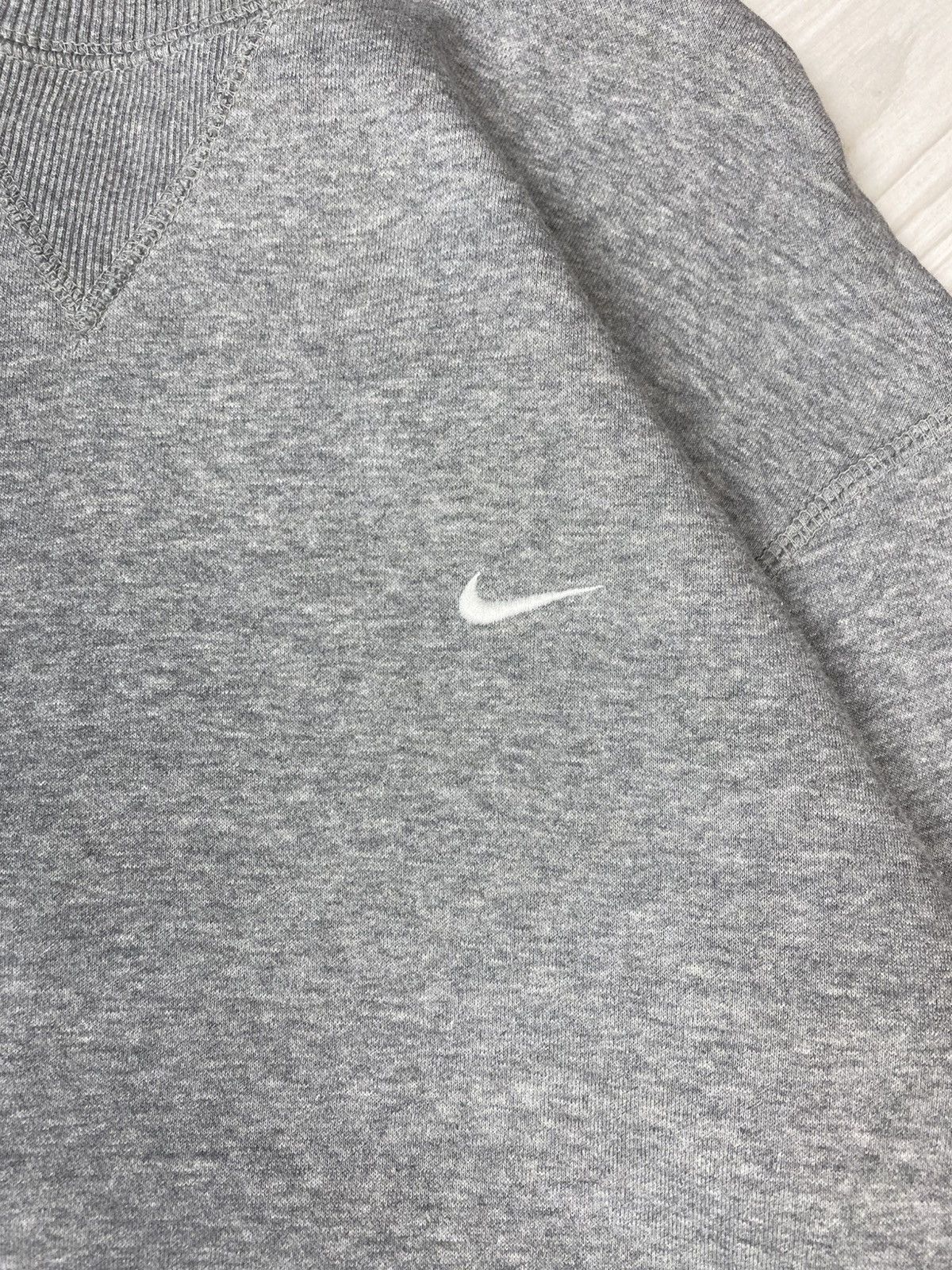 Vintage Vintage Nike small swoosh oversized sweatshirt y2k Size US XL / EU 56 / 4 - 5 Thumbnail