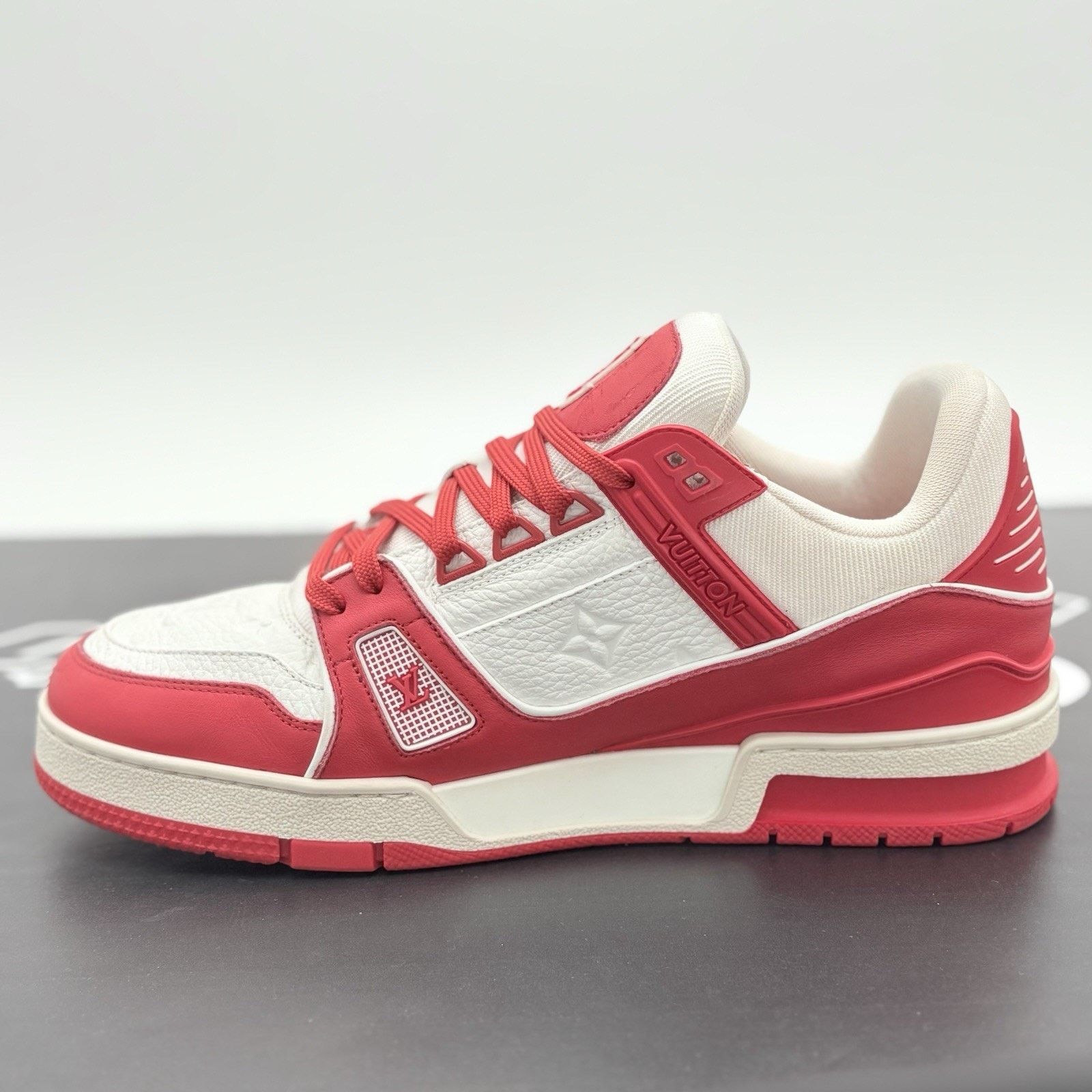 Louis Vuitton (8-8.5 US) Louis Vuitton Trainer ' Red White '| SUPER CLEAN! Size US 8 / EU 41 - 4 Thumbnail