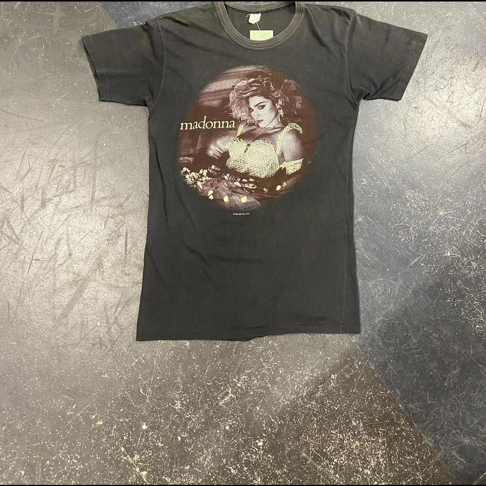 Vintage Vintage 1985 Madonna Tour Tee Size US L / EU 52-54 / 3 - 7 Thumbnail
