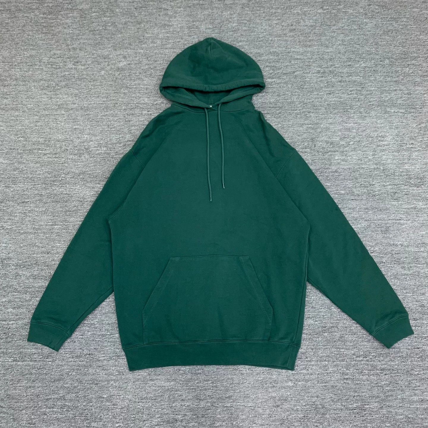 Balenciaga Balenciaga green back logo hoodie M 95 new Size US M / EU 48-50 / 2 - 1 Thumbnail