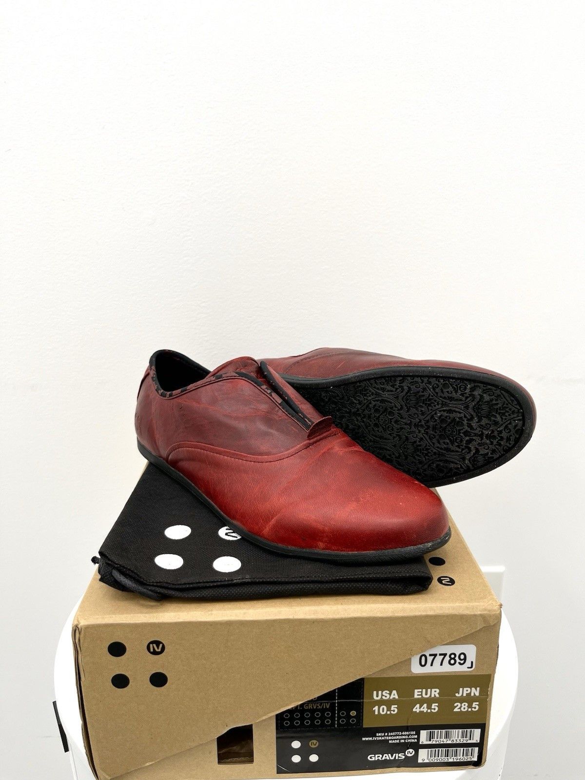 Gravis RARE Gravis Dylan Rieder Oxblood Red Slipon 10.5 Skate IV Size US 10.5 / EU 43-44 - 1 Thumbnail