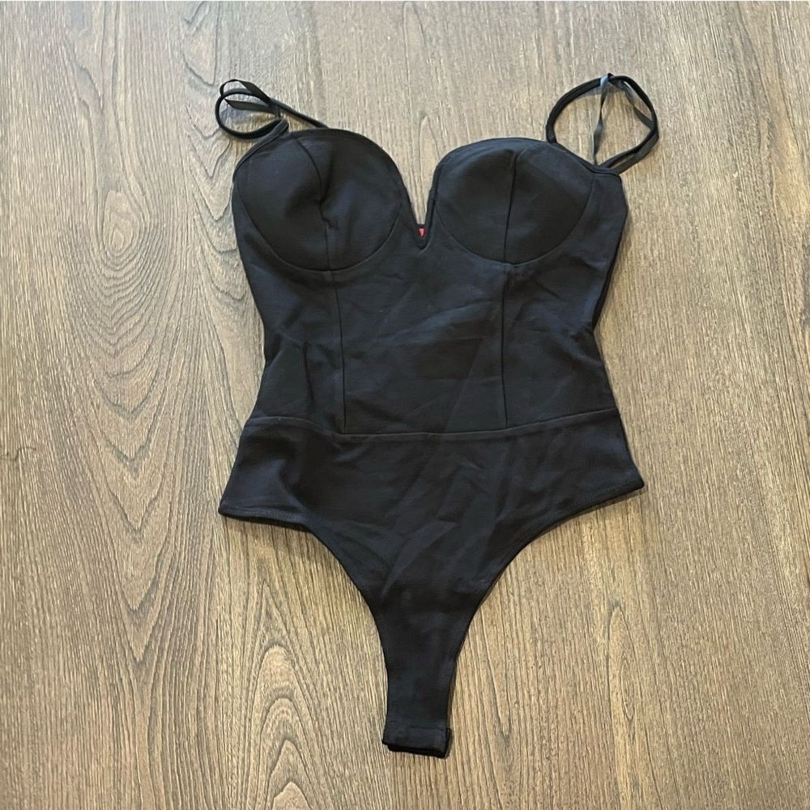 Guess NWOT Guess Los Angeles Black Corset Bodysuit Spaghetti Sz S Size S / US 4 / IT 40 - 1 Thumbnail