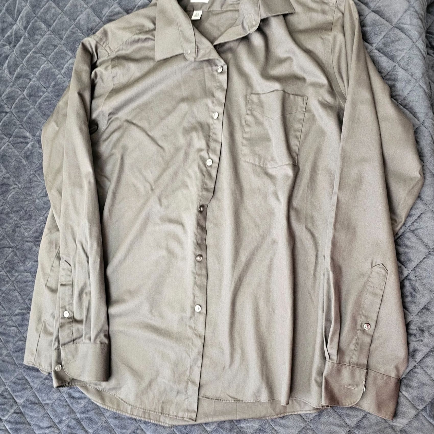 Van Heusen Van Heusen Dress Shirt Gray 17.5 36/37 Long Sleeve Button Collar 47 Chest Mens Regular Size 48R - 2 Thumbnail