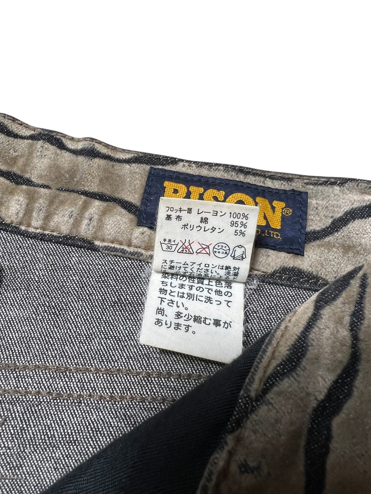 Japanese Brand Crazy Vintage Bison Zebra Claws Flared Pants Size US 28 / EU 44 - 6 Thumbnail