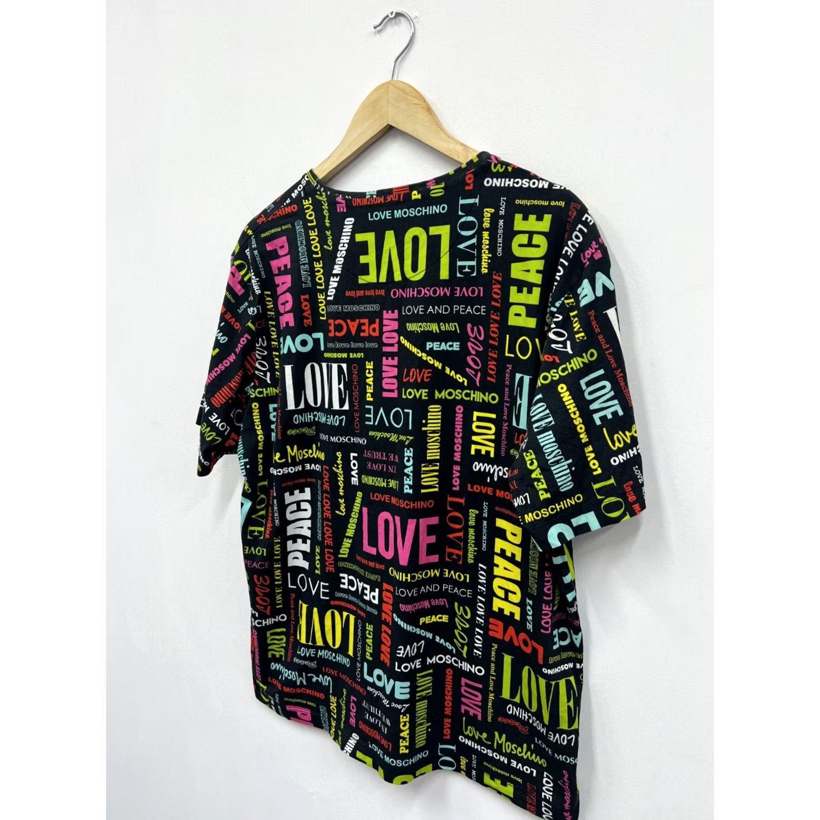 Moschino Moschino T-Shirt Women Allover Logo Multicolor Crew Neck Short Sleeve GB 10 US 6 Modern Regular Fit 2020s Concert Music Theme Size M / US 6-8 / IT 42-44 - 8 Thumbnail