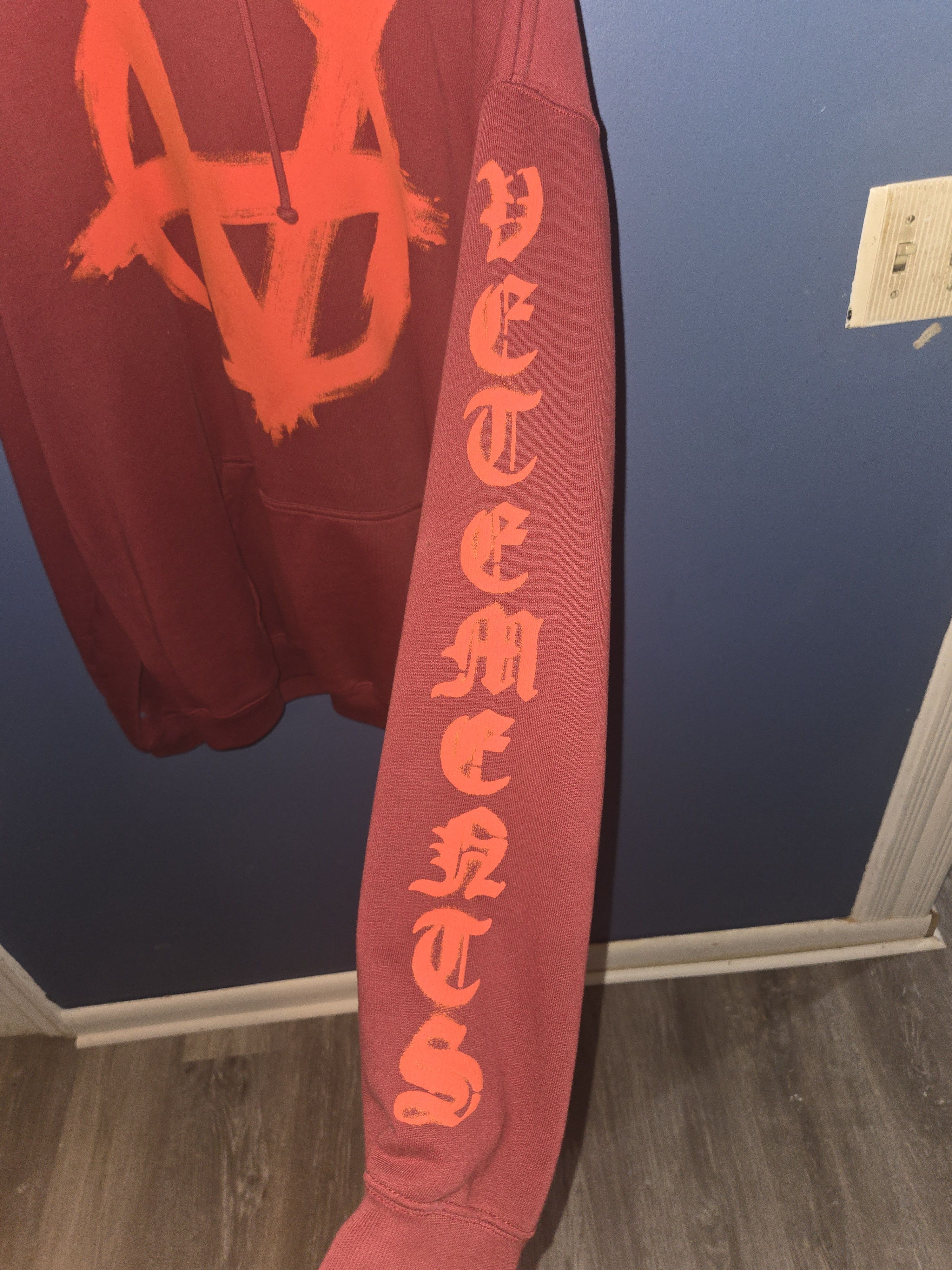 Vetements Vetements Anarchy Hoodie Size US S / EU 44-46 / 1 - 2 Thumbnail