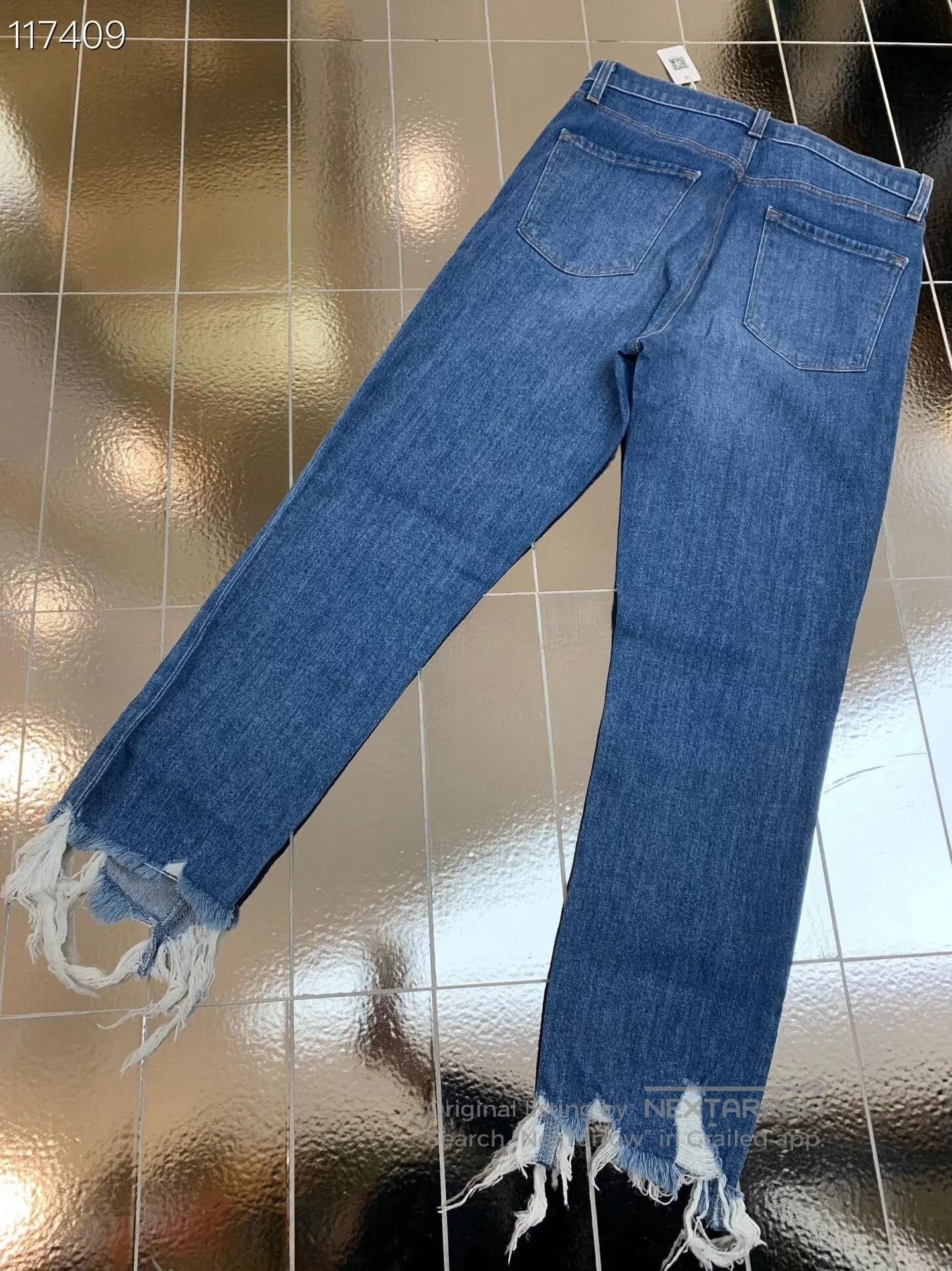 J Brand JBRAND Stretchy Irregular Hem Jeans. Size 28" / US 6 / IT 42 - 2 Thumbnail