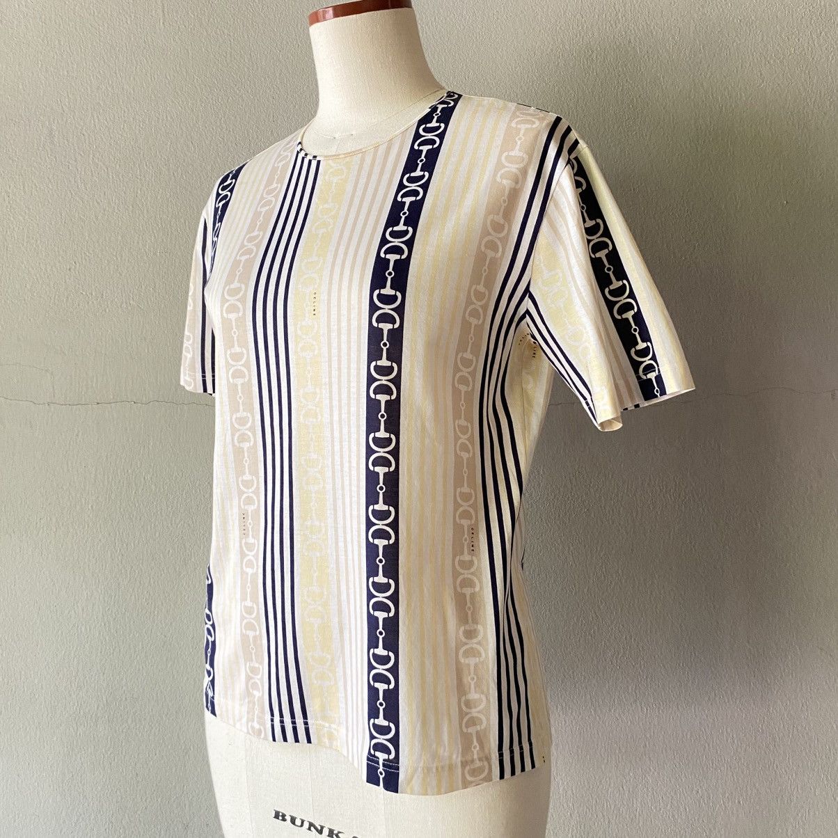 Celine CELINE Beige & Navy Chain Stripe Tee Size XS / US 0-2 / IT 36-38 - 12 Thumbnail