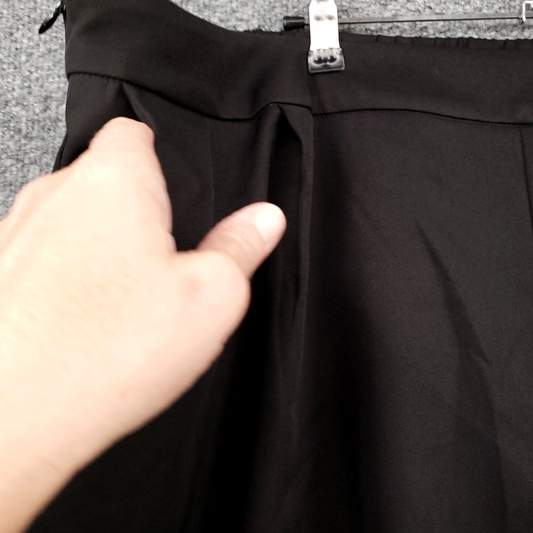Shein Shein Curve Pants Womens 4XL Plus Black Cropped High Rise Tapered Pleated Size 40" / US 18 - 5 Thumbnail