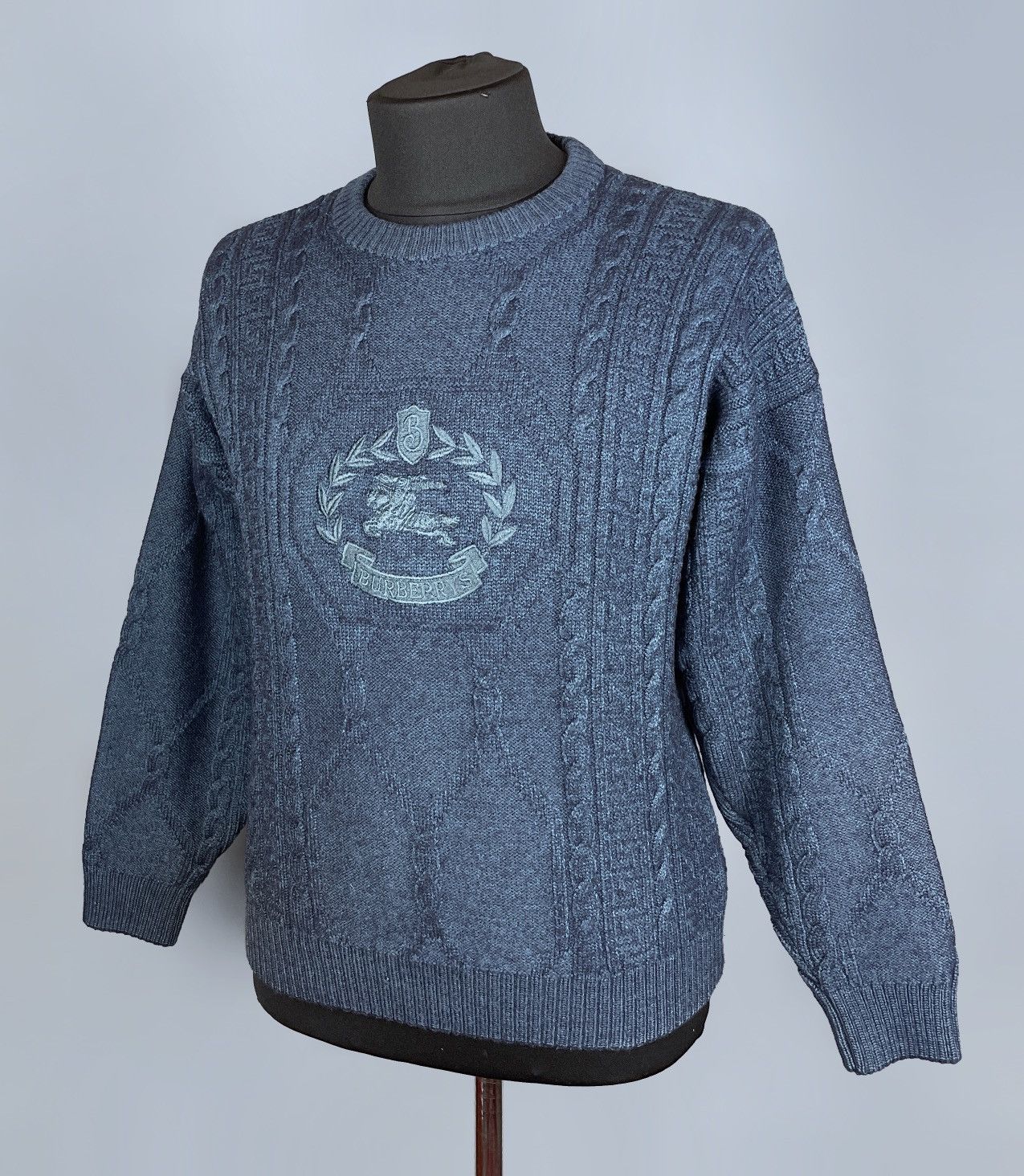 Burberry Vintage Burberry Wool Embroidered Logo Crew Knit Sweater L Size US L / EU 52-54 / 3 - 8 Thumbnail