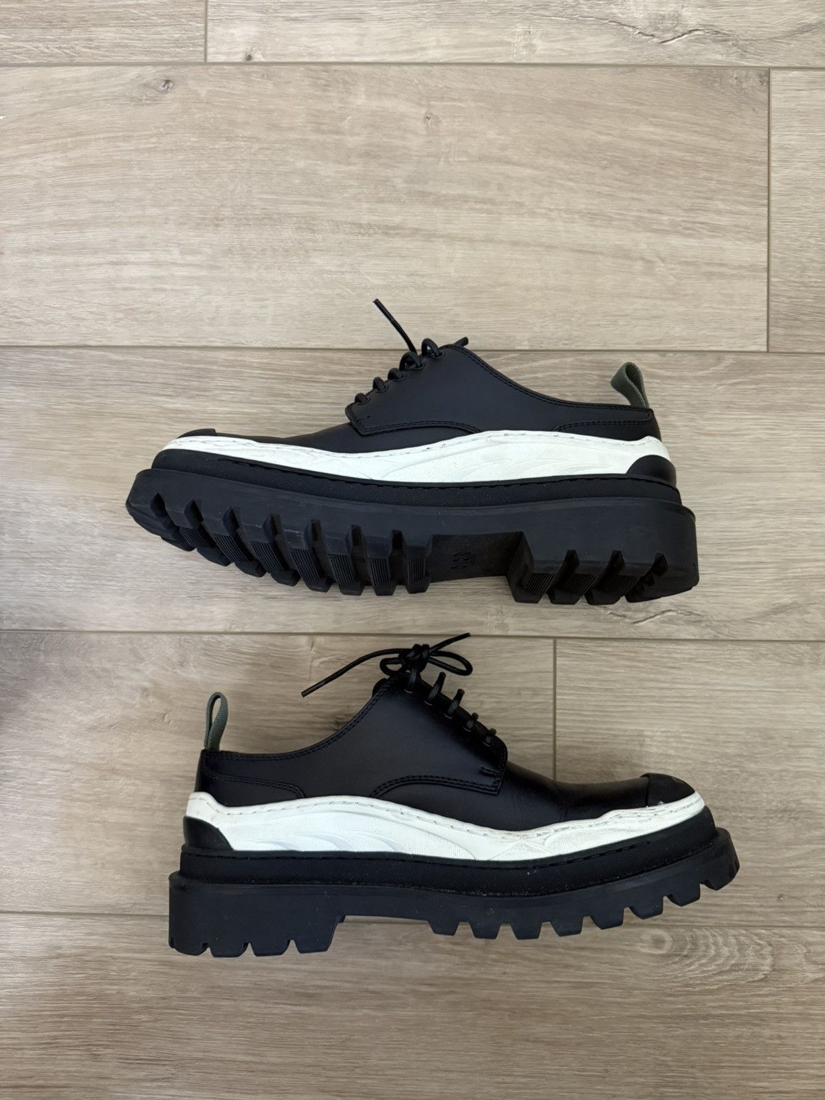 Dior × Sacai Dior x Sacai Derby Size US 9 / EU 42 - 1 Thumbnail