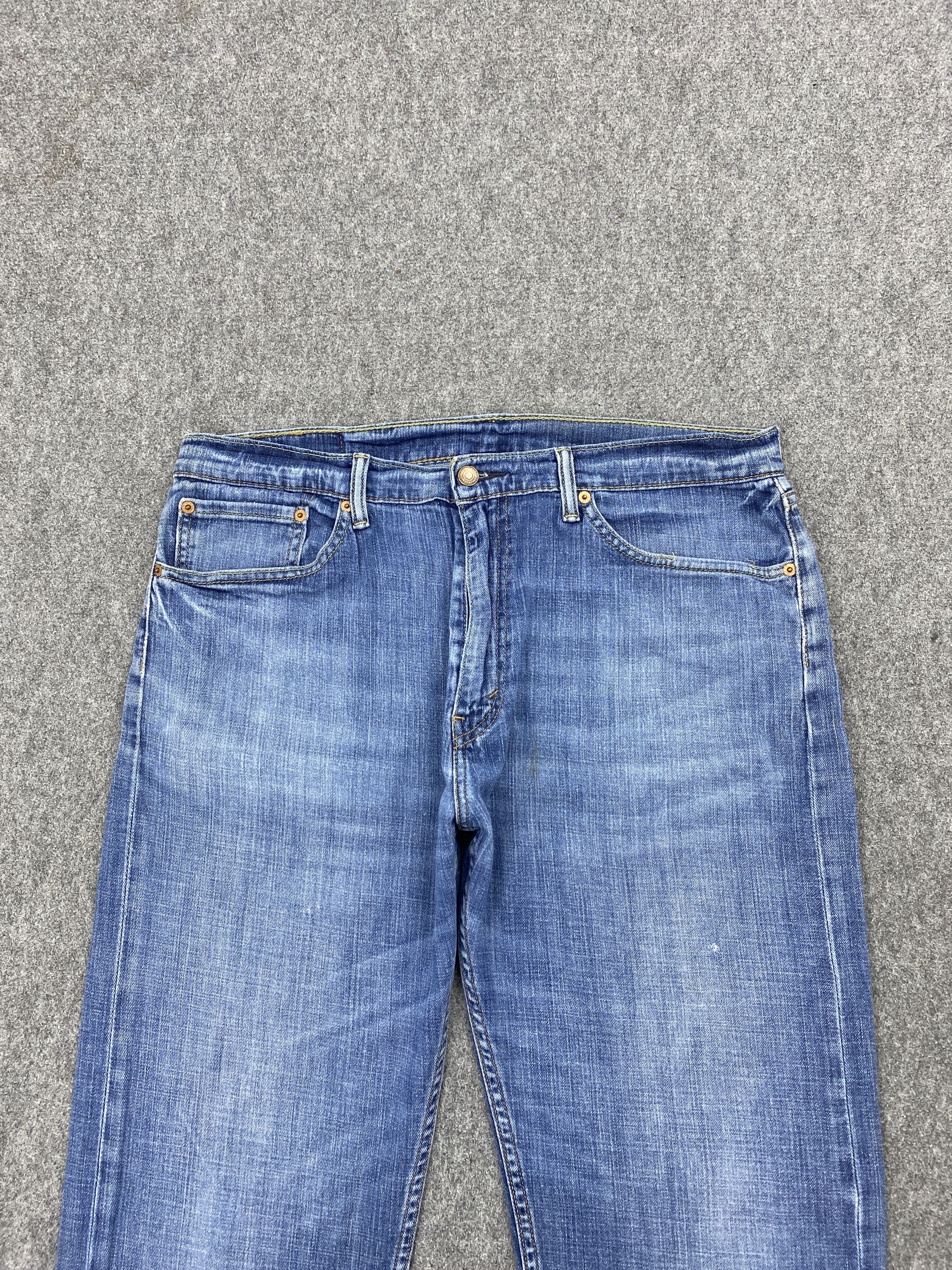Levi's × Vintage Vintage Levi's 505 Blue Denim Jeans Size US 36 / EU 52 - 2 Thumbnail
