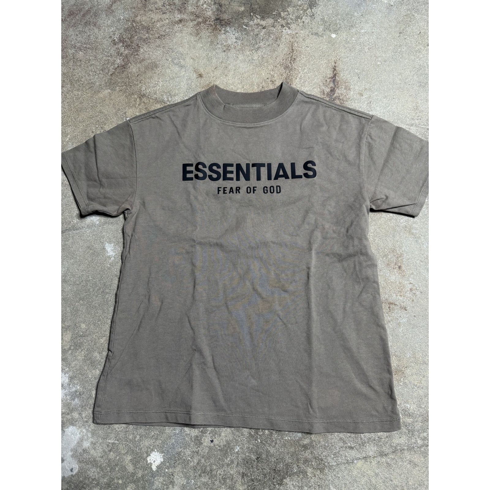 Fear of on sale GodnnEssentials Kids sz LARGE Taupe Logo T-Shirt