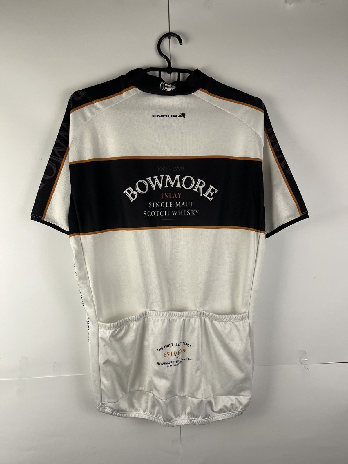 Other Endura Bowmore Whisky Short Sleeve Cycle Jersey Size US L / EU 52-54 / 3 - 6 Thumbnail