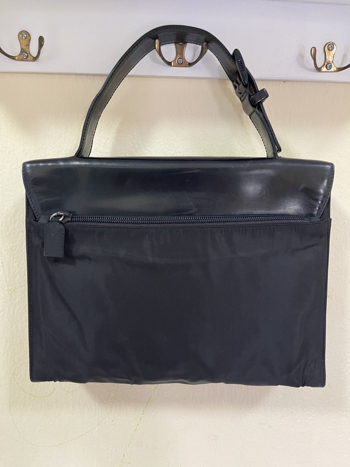 Vintage Prada Enamel Tessuto Bag Made In Italy Size ONE SIZE - 2 Thumbnail
