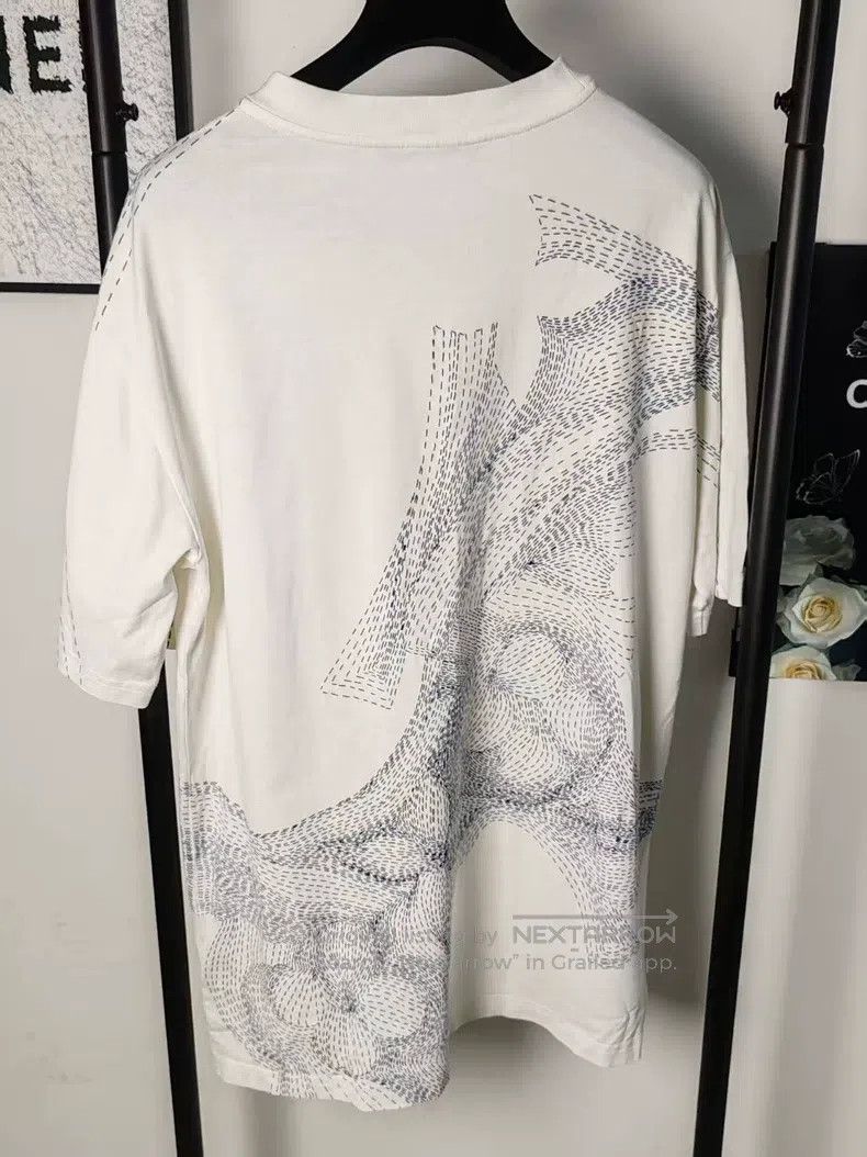 Louis Vuitton Louis Vuitton Three-flower sketch short sleeve Size US XXL / EU 58 / 5 - 2 Thumbnail