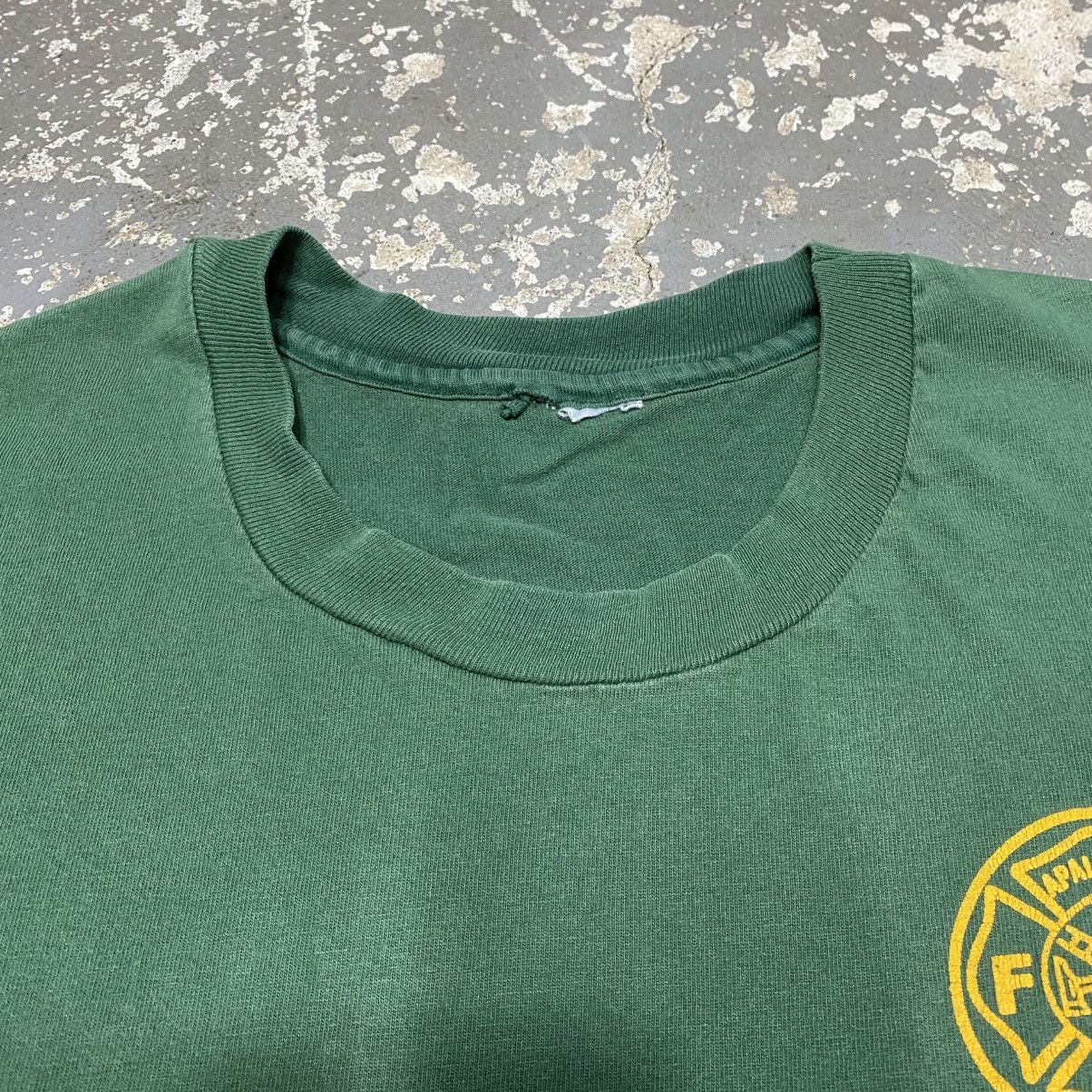 Vintage Vintage Green Faded Field Days Apalachin NY USA 1995 Tshirt Size US L / EU 52-54 / 3 - 4 Thumbnail