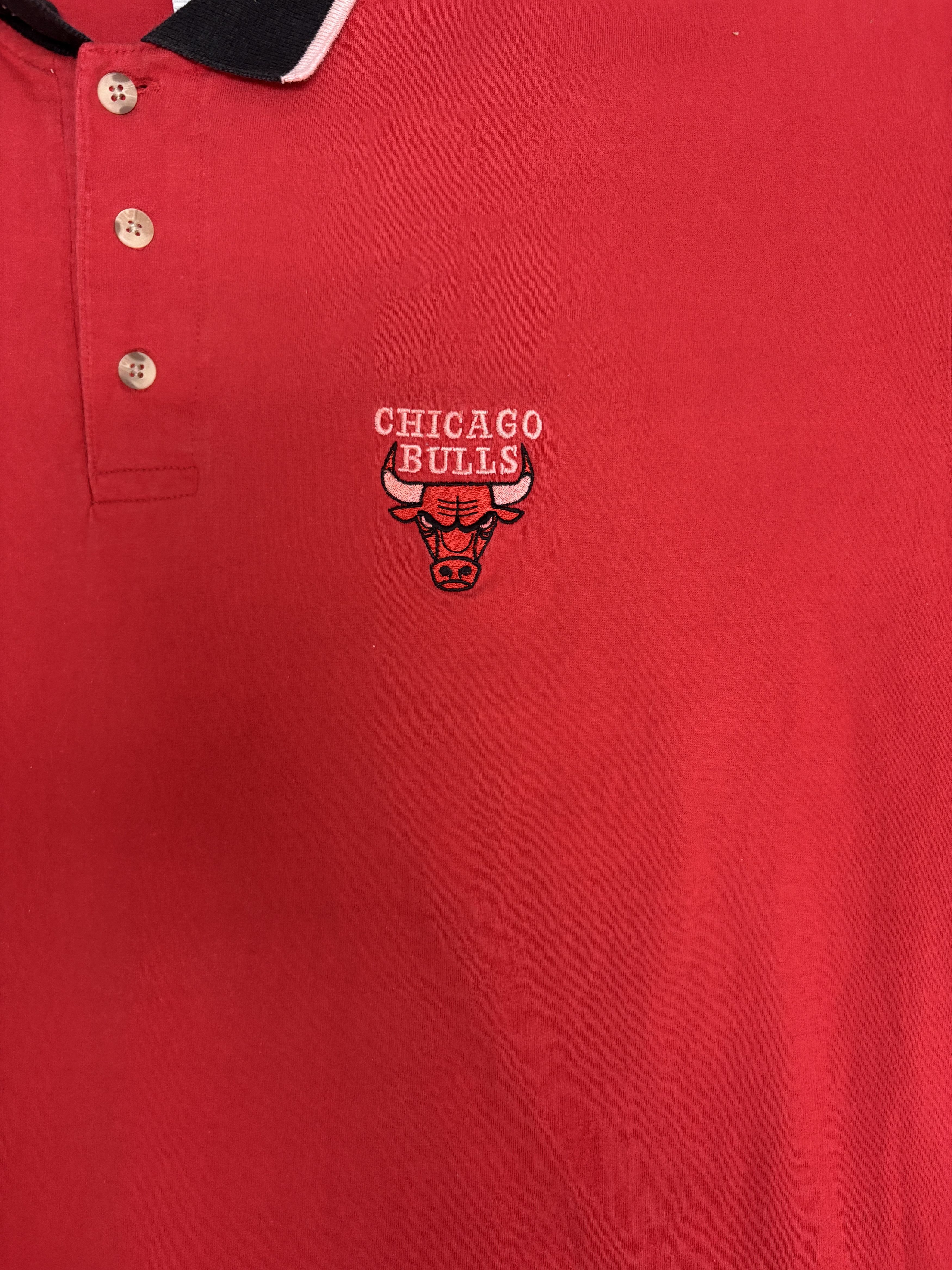 Vintage Chicago Bulls Embroidered Vintage Red T-Shirt Tee Size US XL / EU 56 / 4 - 2 Thumbnail
