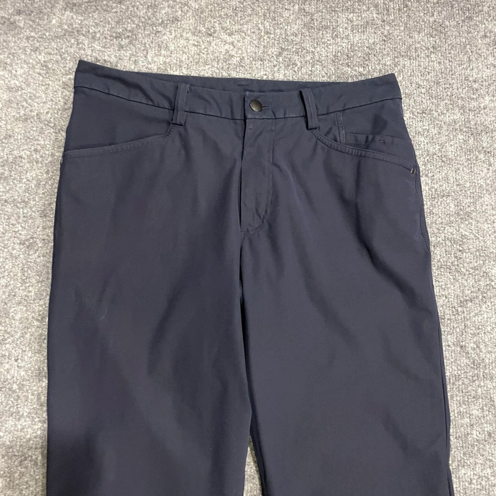 Lululemon Lululemon ABC Pant Classic 5 Pocket Mens 32 Navy Stretch Performance Pants Size US 32 / EU 48 - 3 Thumbnail