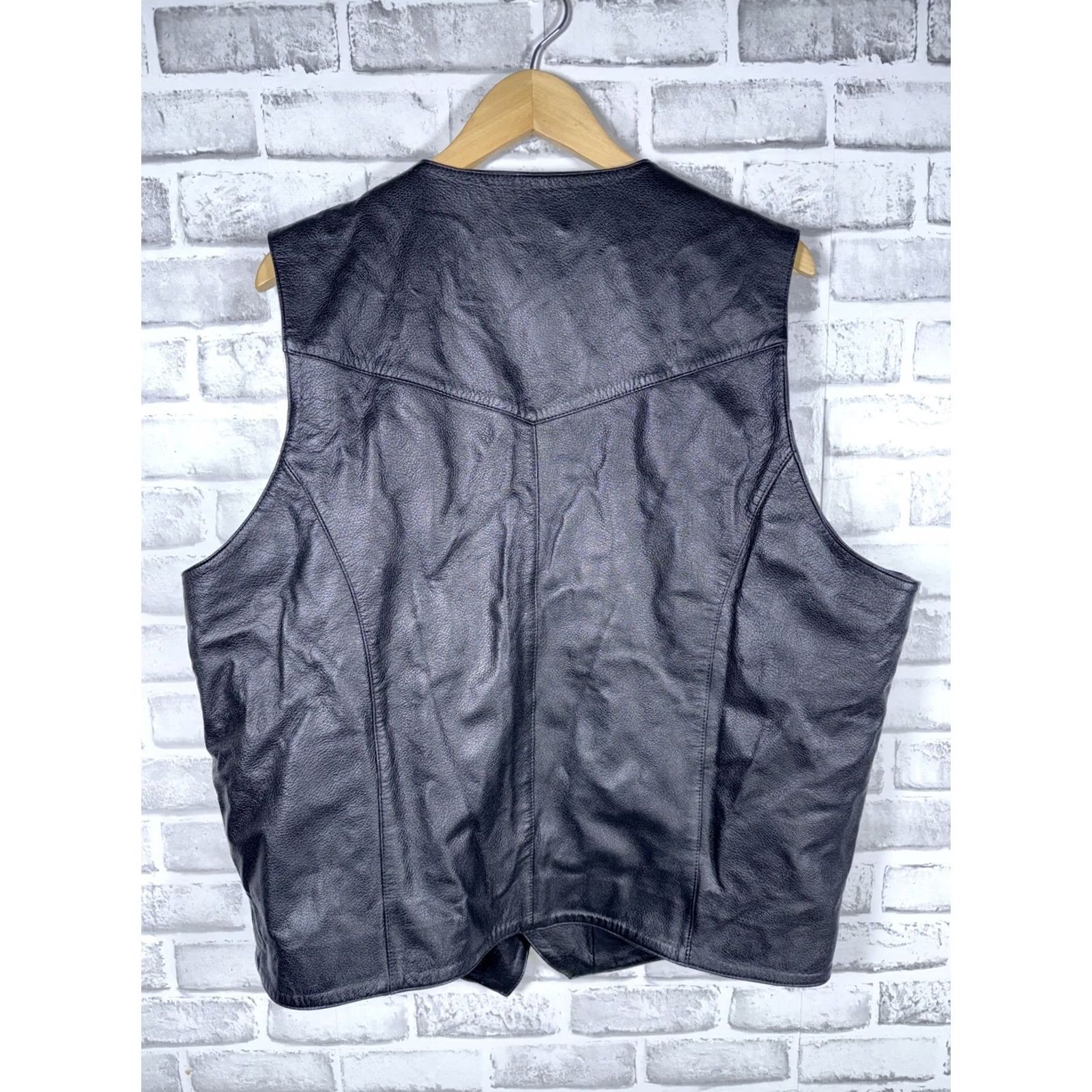 Vintage Cripple Creek Black Leather Vest Biker Cowboy Western 2XL Mens Tall Vest Pockets Lined Solid Mid-Length Button Closure Size US XXL / EU 58 / 5 - 7 Thumbnail