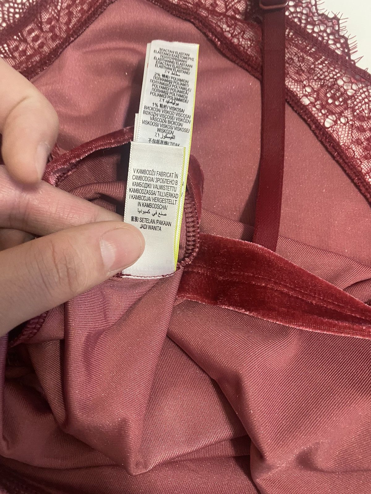 Marks & Spencer NWT Velvet and Lace Tank Top Size XL / US 12-14 / IT 48-50 - 8 Thumbnail