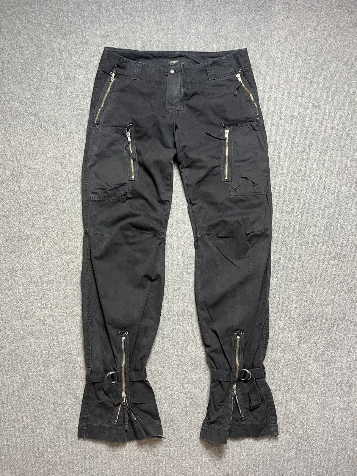 Drycorn zipper cargo pants