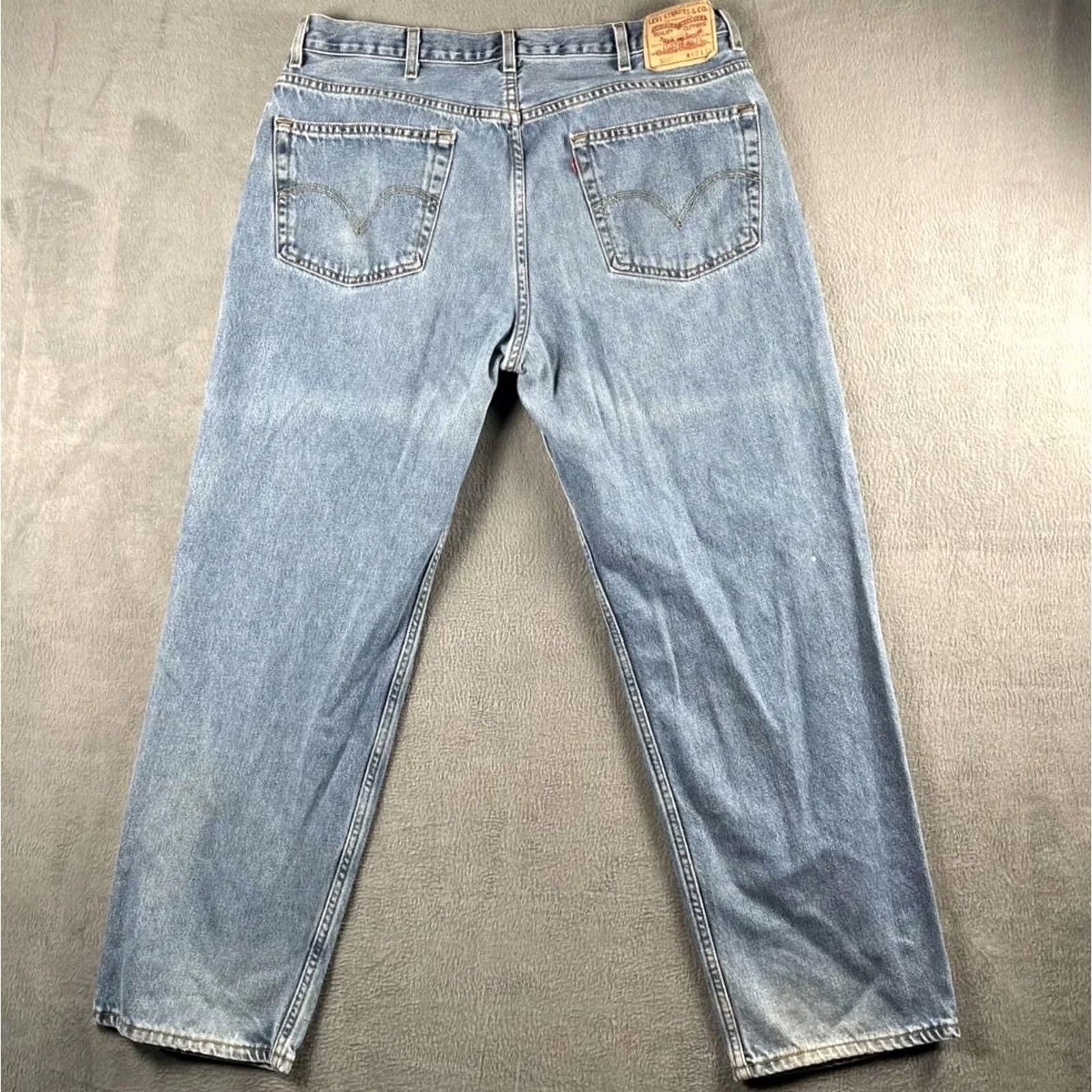 Levi's Levis 550 Jeans Mens 40x32 Blue Relaxed Fit Tapered Leg Denim Distressed Fade Size US 40 / EU 56 - 2 Thumbnail