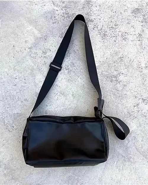 Japanese Brand Korean fashion faux leather shoulder bag messenger bag Size ONE SIZE - 4 Thumbnail