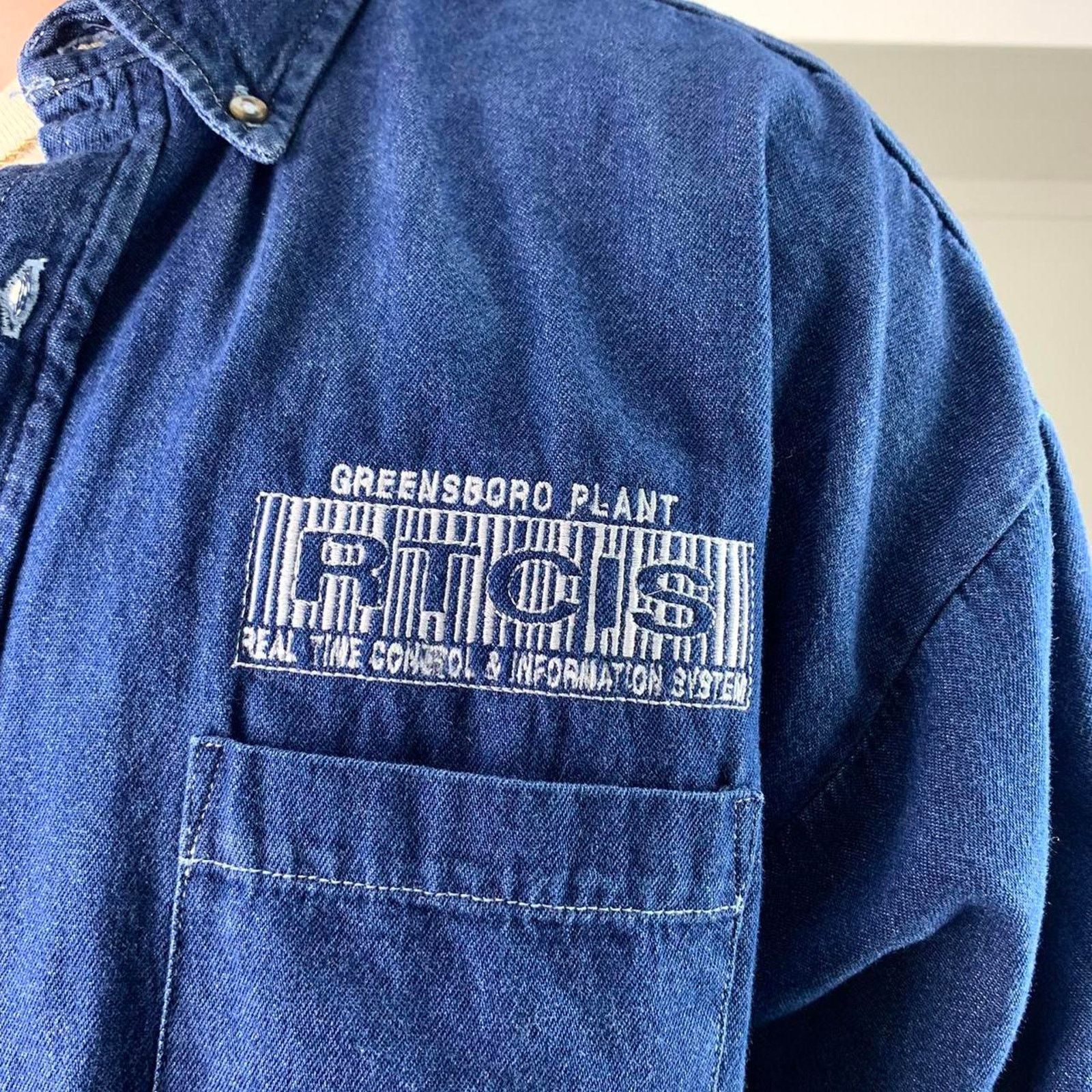 Vintage Vintage 90s Embroidered Blue Denim Button Up Shirt Size XL Size US XL / EU 56 / 4 - 3 Thumbnail