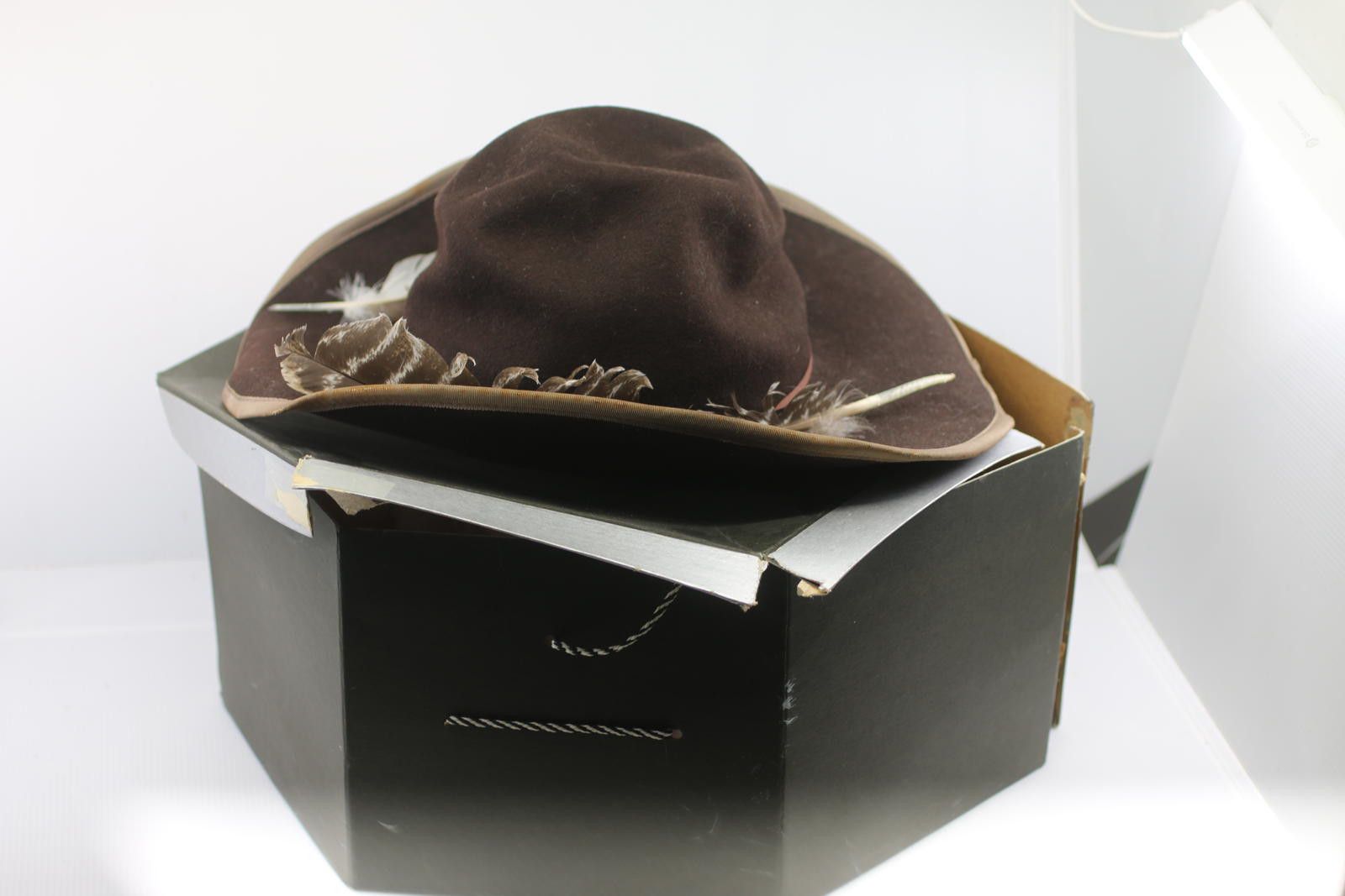 Other Vintage Smithbilt Brown Felt Cowboy Size6 3/4w/Sears Hat Box Size ONE SIZE - 1 Thumbnail