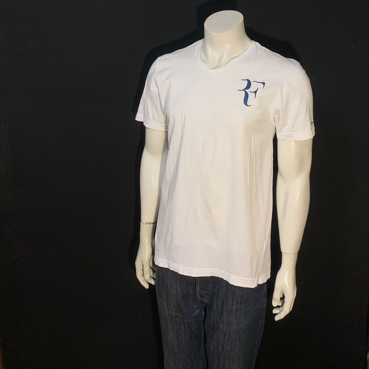 Nike Nike Roger Federer M Size US M / EU 48-50 / 2 - 1 Thumbnail
