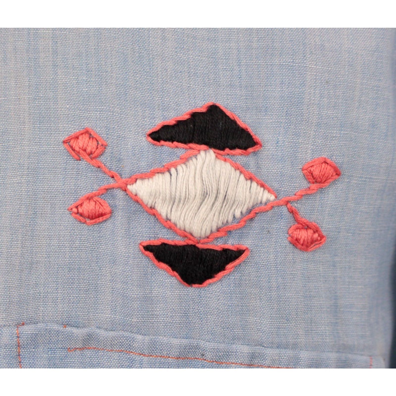 Vintage VINTAGE Men's VTG 70s Blue Embroidered Thunderbird Chambray Work Shirt M 1970s Mens Size US M / EU 48-50 / 2 - 5 Thumbnail