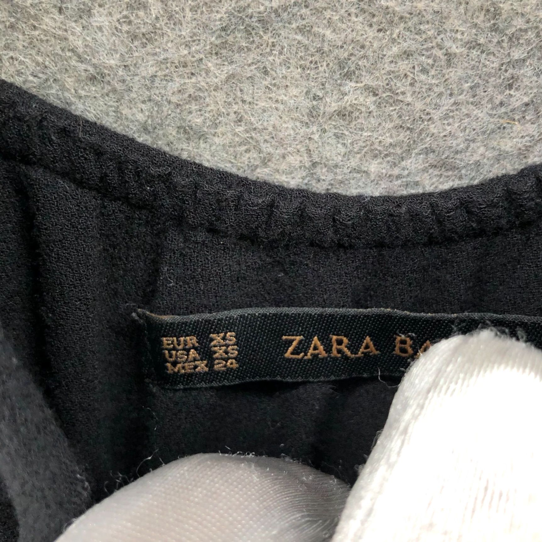 Zara Zara Black Sleeveless Jumpsuit Womens XS V-Neck Surplice Tapered Leg Crepe Casual Size 26" / US 2 / IT 38 - 6 Thumbnail