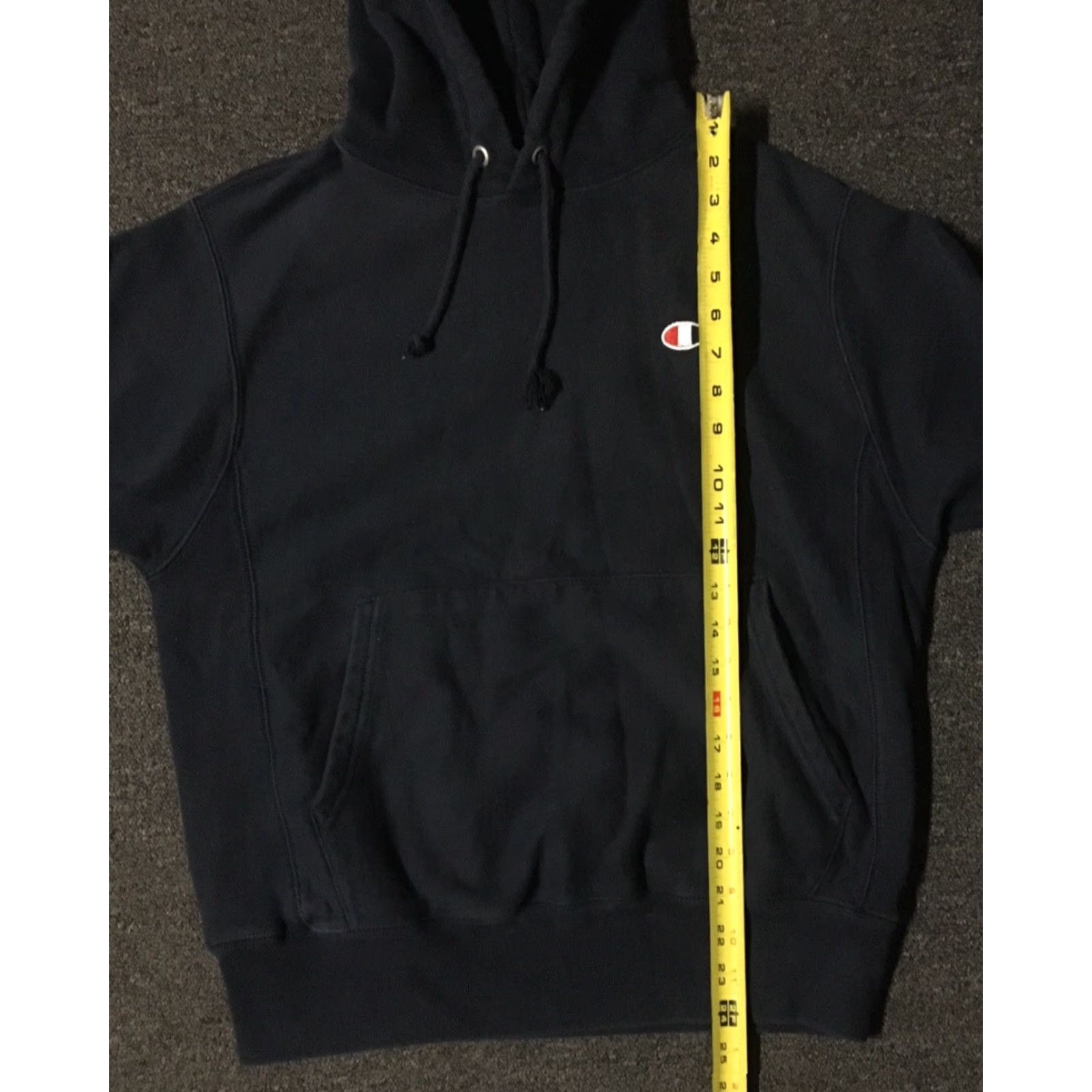 Champion VINTAGE Champion Reverse Weave Hoodie Distress S Navy Blue Men Hooded Pullover Grunge Track Surf Skate 90s USA College Football Basketball Vintage Size US S / EU 44-46 / 1 - 5 Thumbnail