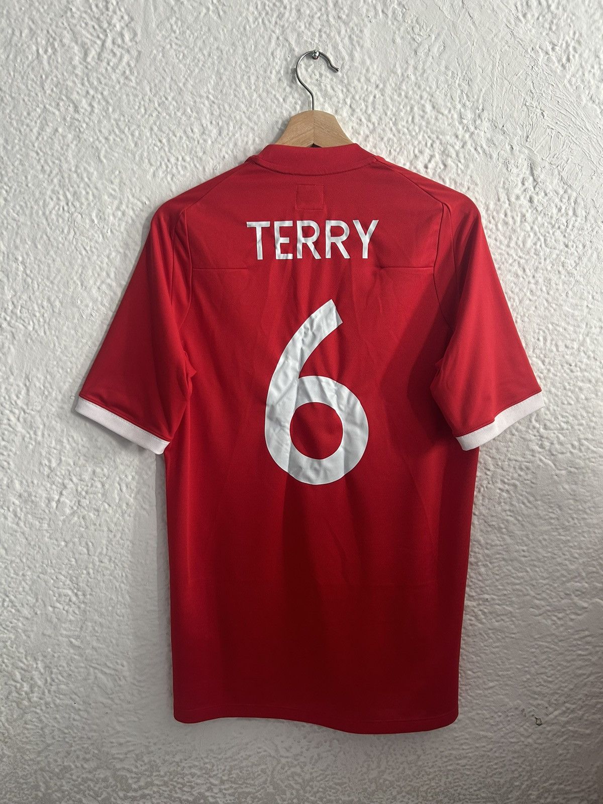 Umbro 2010 FIFA World Cup John Terry Umbro England Away Kit Size US M / EU 48-50 / 2 - 1 Thumbnail