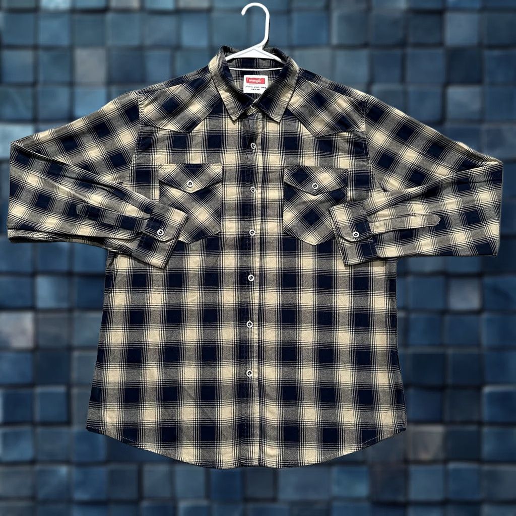 Wrangler Wrangler Shirt Mens Large Beige Blue Plaid Button Up Long Sleeve Flannel Classic Outdoor Western Size US L / EU 52-54 / 3 - 1 Thumbnail