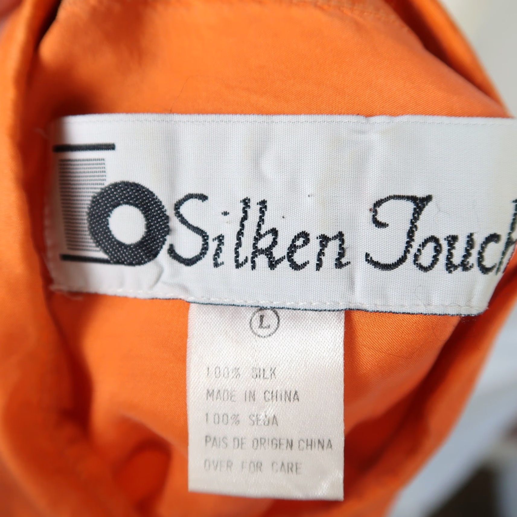 Vintage VINTAGE 90s Silken Touch Orange Silk Short Sleeve Button Down Blouse Top L Womens Blouse Silk Solid Spring Summer 90s Mens? Size L / US 10 / IT 46 - 5 Thumbnail