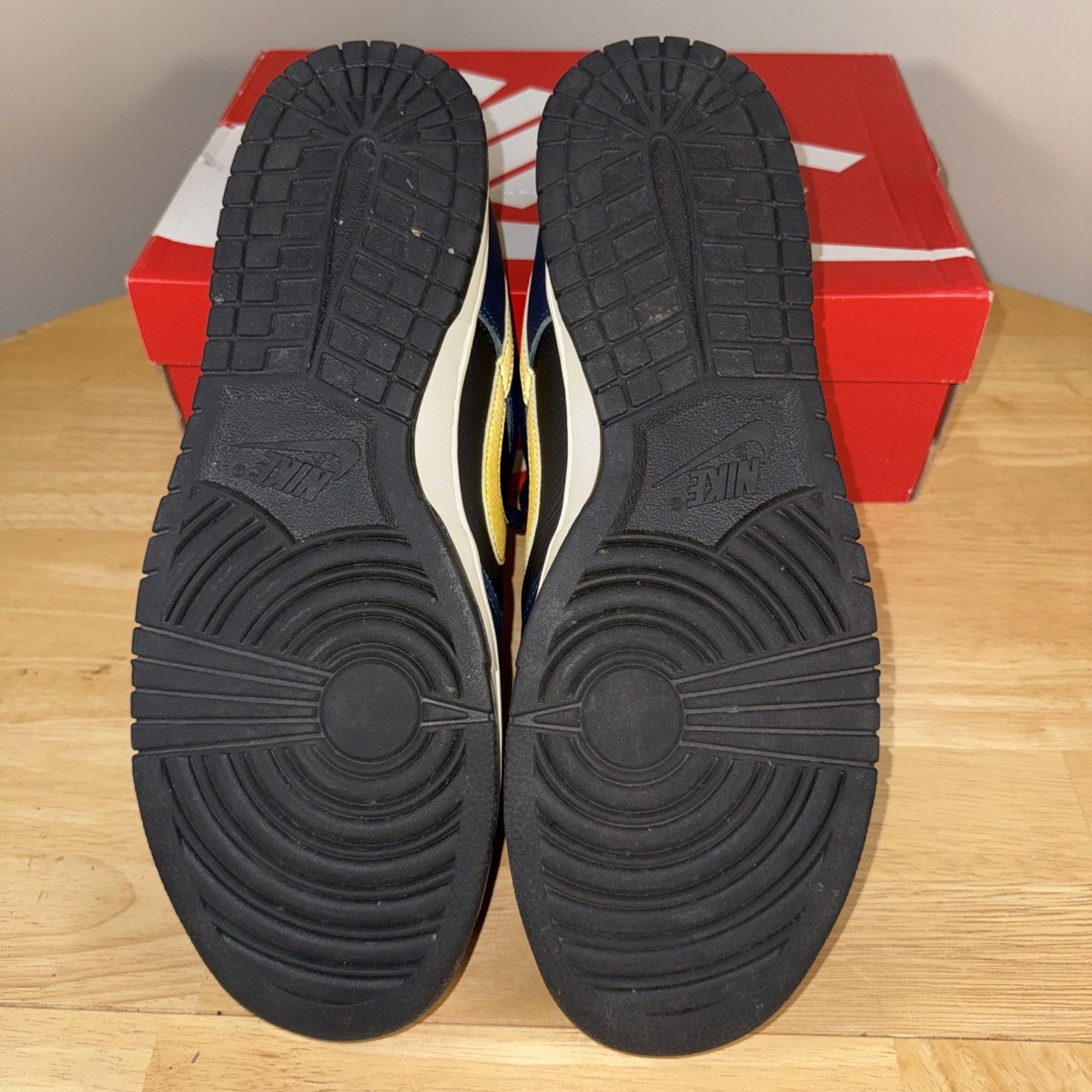 Nike Size 14 - Nike Dunk Low Vintage Michigan - OG Box Size US 14 / EU 47 - 6 Thumbnail